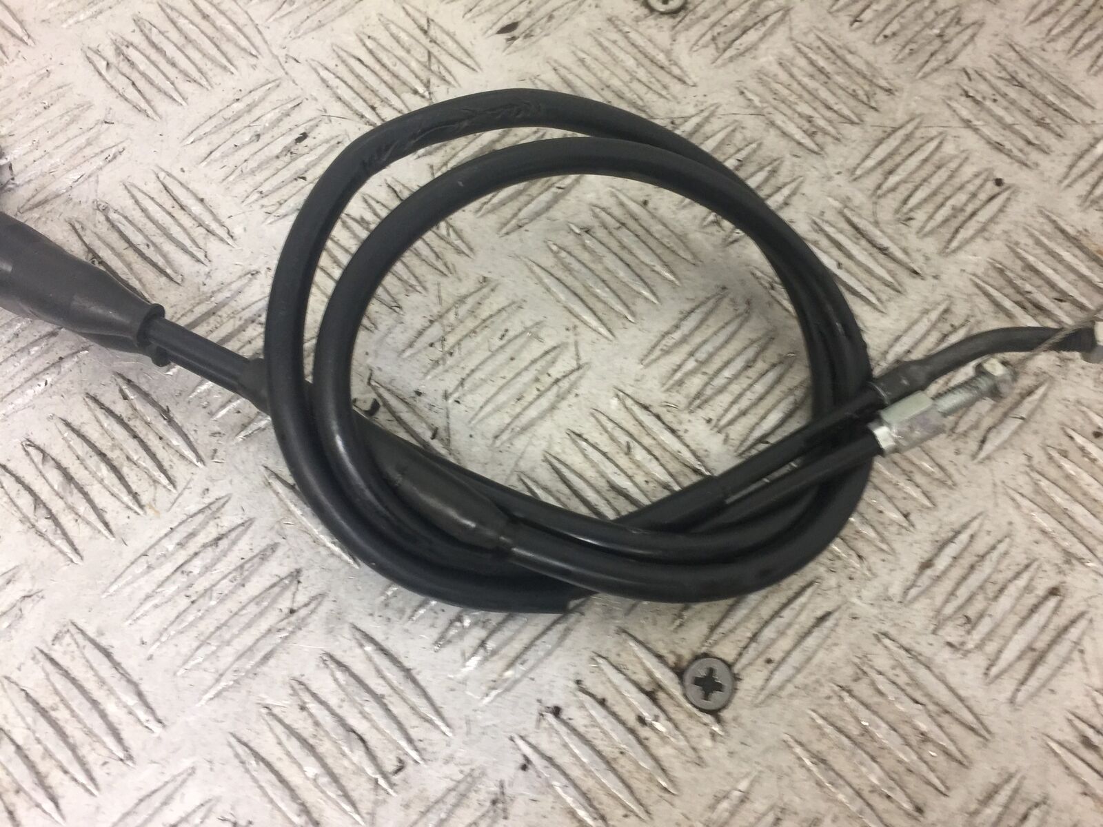 YAMAHA YZF R1 5JJ THROTTLE CABLES  YEAR 2000-01 (STOCK 622)