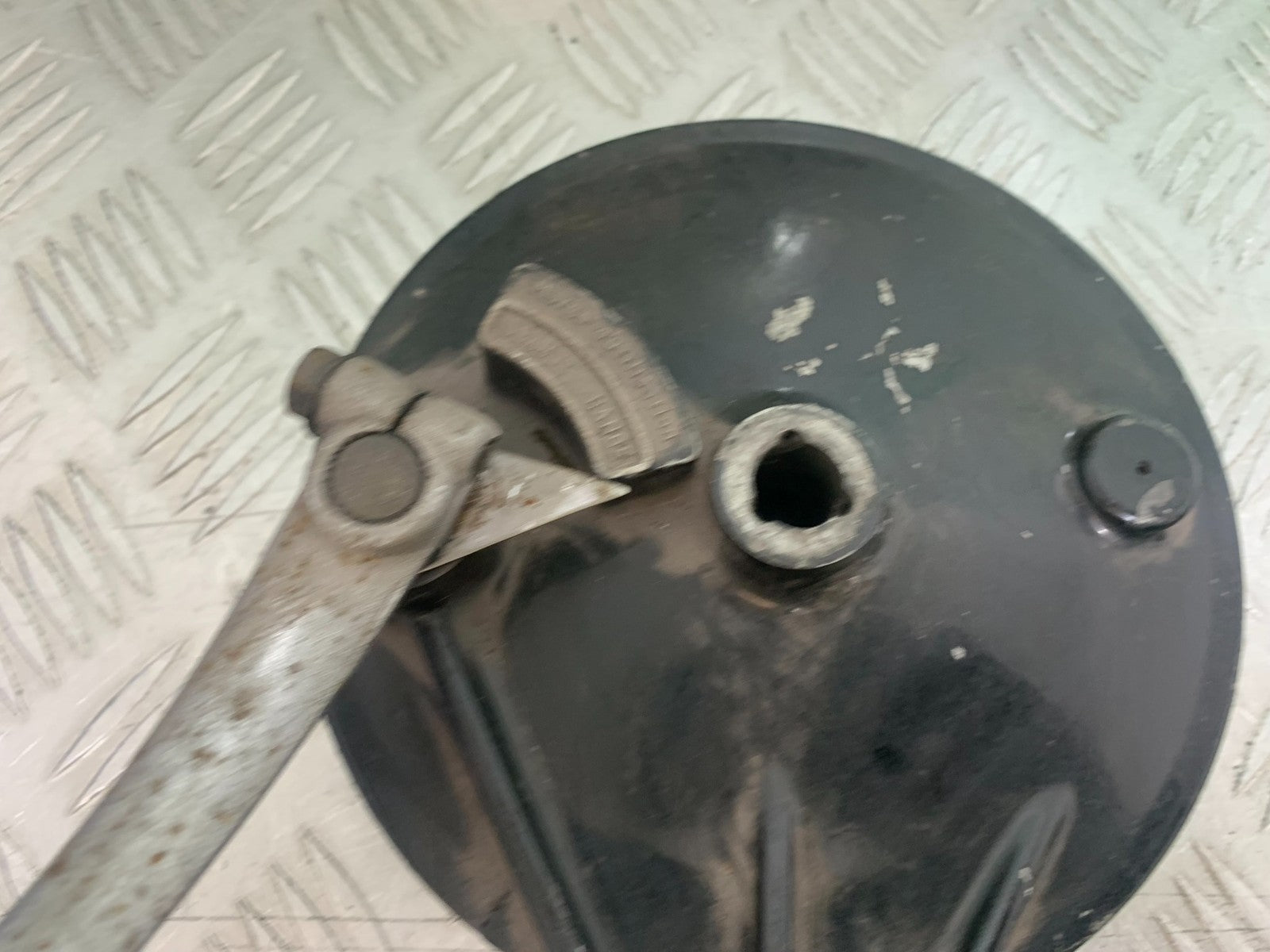 KAWASAKI GT550 GT 550 REAR BRAKE HUB   YEAR 1989-1994