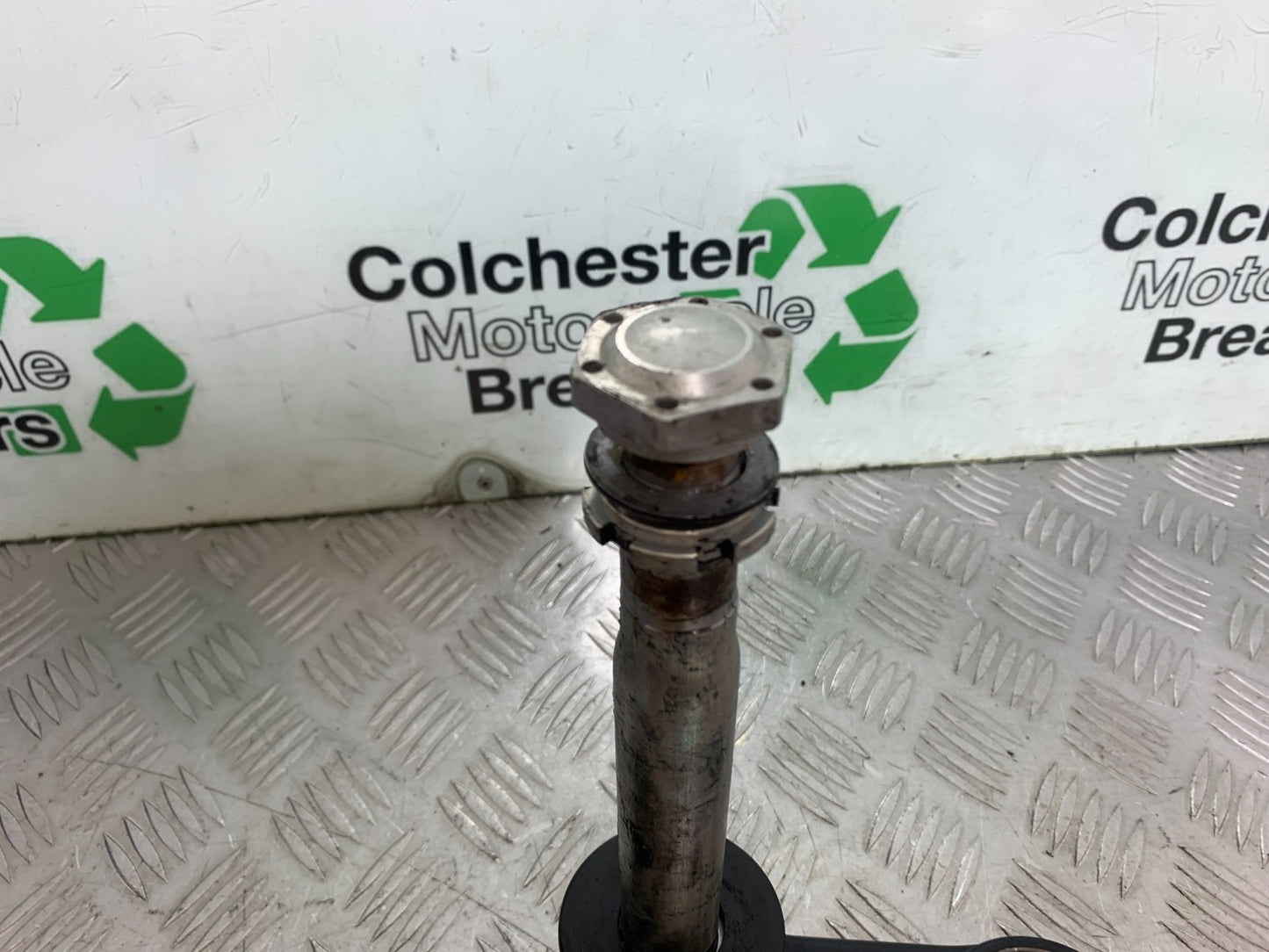 TRIUMPH SPEED TRIPLE R 1050 BOTTOM YOKE   2009 (CMB1183)