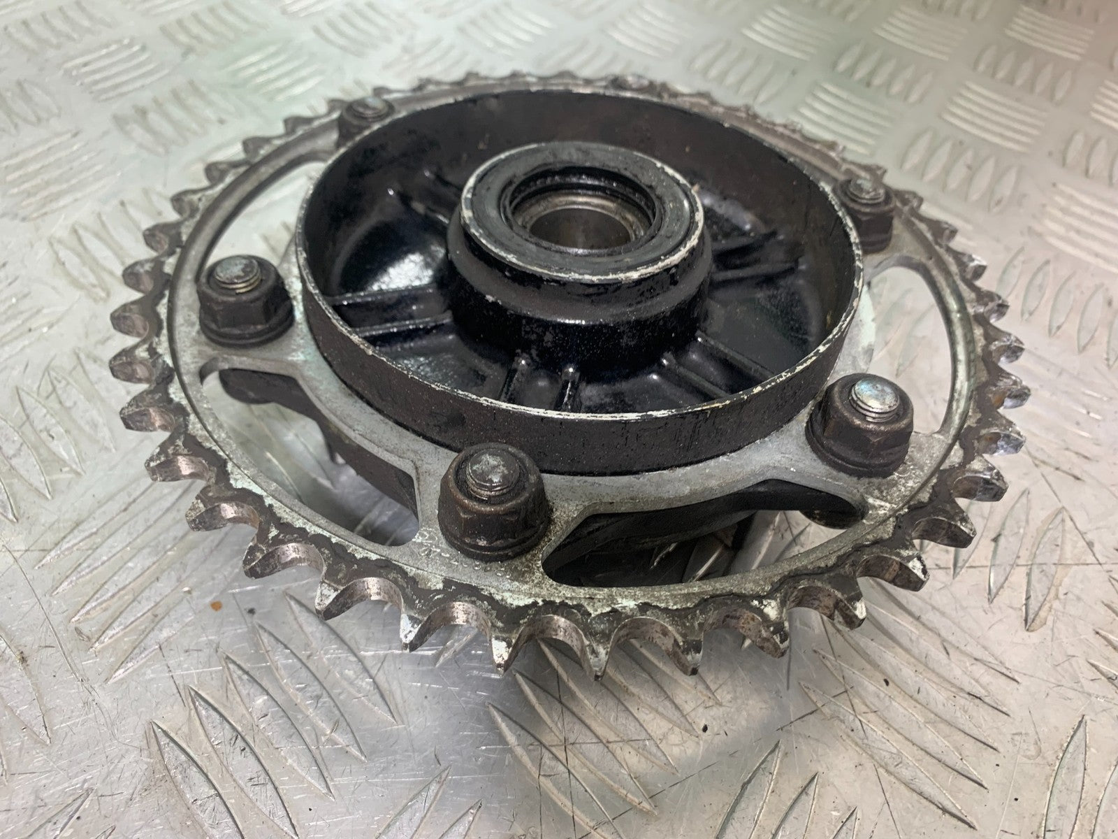 HONDA CBR600 CBR 600 RR SPROCKET CARRIER   YEAR 2003-2004 CMB1173)