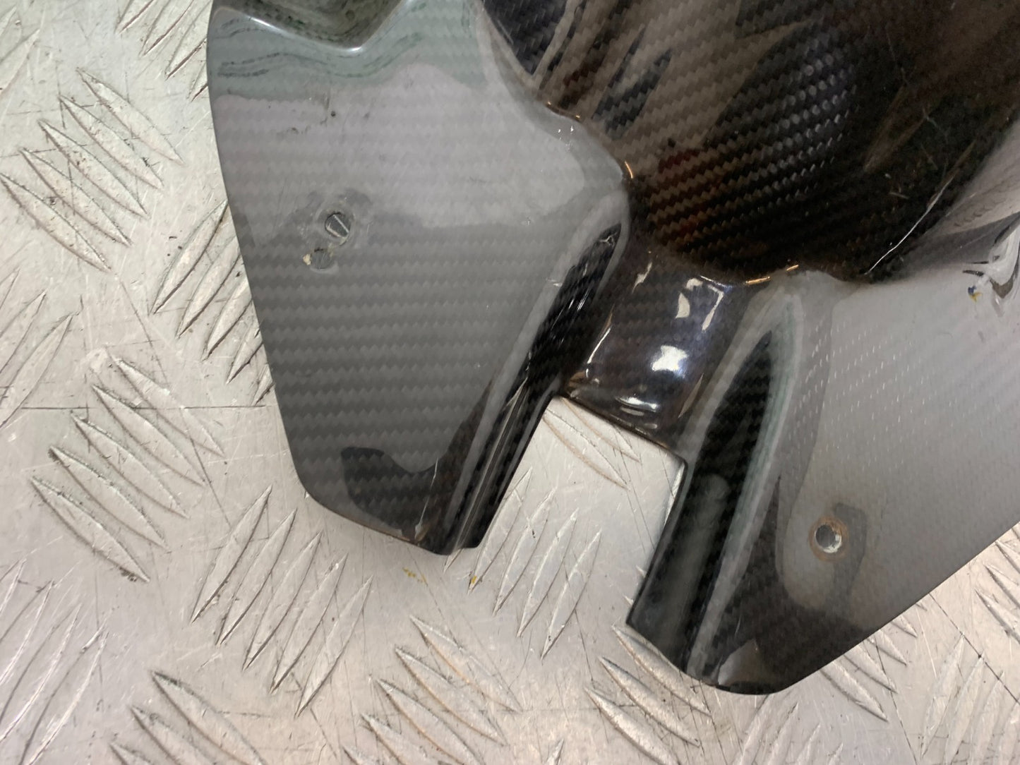 HONDA CBR1000 RR CARBON HUGGER  YEAR  2008-2011 (CMB1330)