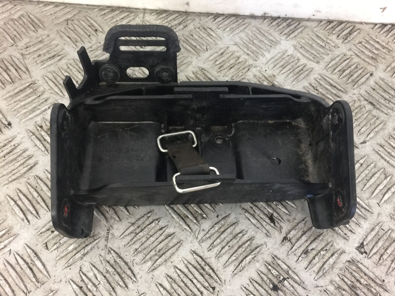 KAWASAKI ZX6R ZX636 ZX 636 BATTERY TRAY   2013-2016 (STOCK 342)