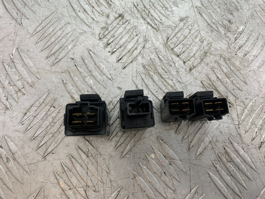 YAMAHA YZF R1 RELAYS  YEAR 1998-99 (CMB1291)