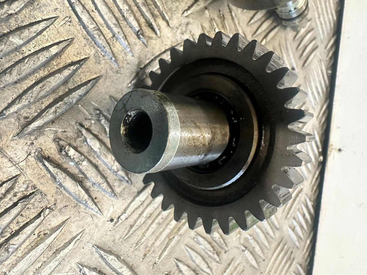 HONDA CBR1100 XX BLACKBIRD BALANCER GEARS AND SHAFT YEAR 1996-1998 (CMB1017)