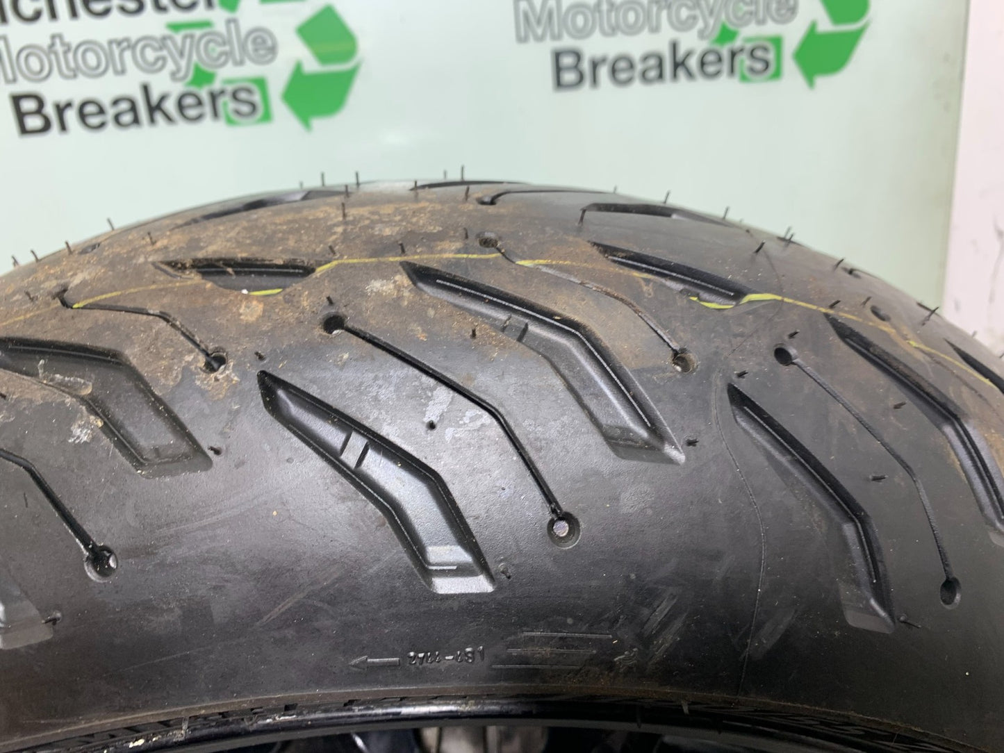 KAWASAKI ZX10R ZX10 R REAR WHEEL (NEW TYRE)  2008-2010 (CMB1301)