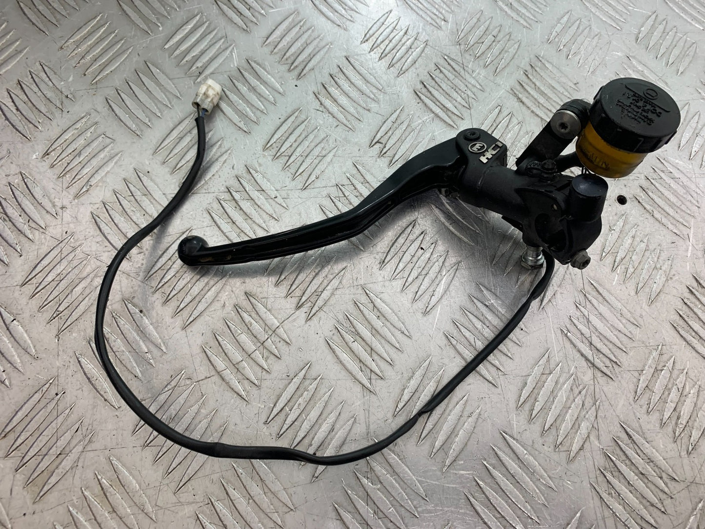 KTM 1290 SUPER DUKE R CLUTCH MASTER CYLINDER   YEAR 2020-2024 (CMB1272)