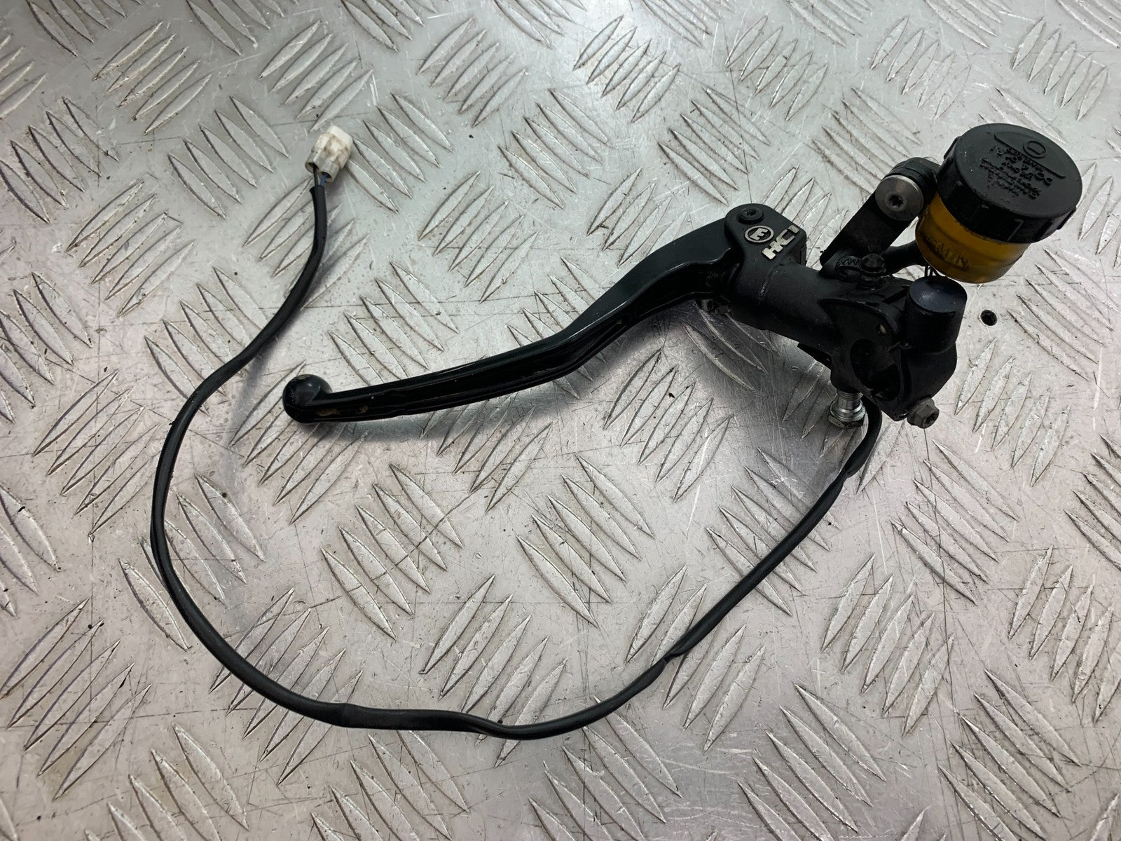 KTM 1290 SUPER DUKE R CLUTCH MASTER CYLINDER   YEAR 2020-2024 (CMB1272)