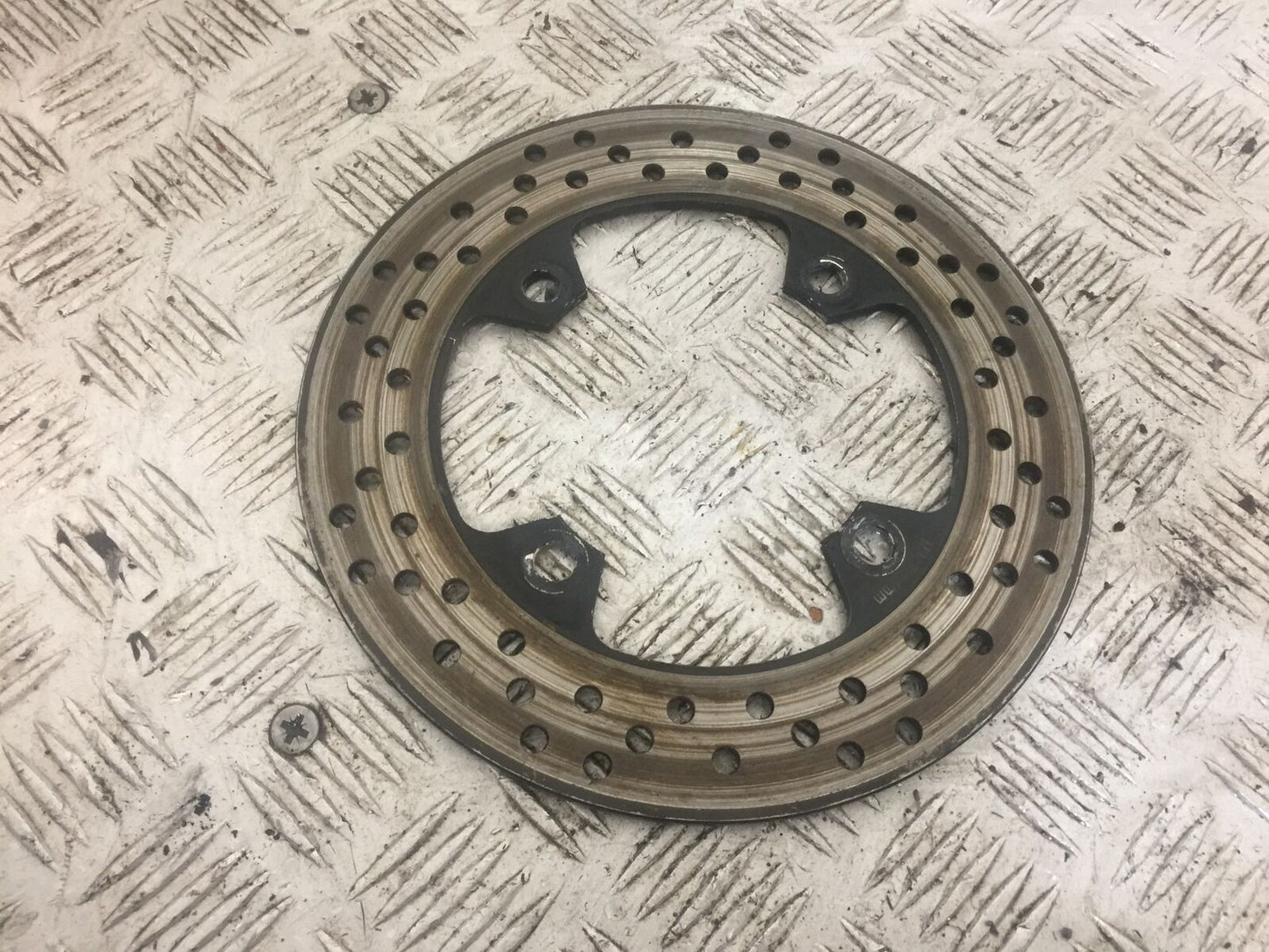 KAWASAKI KLE 650 VERSYS REAR BRAKE DISC YEAR 2010 (STOCK 775)