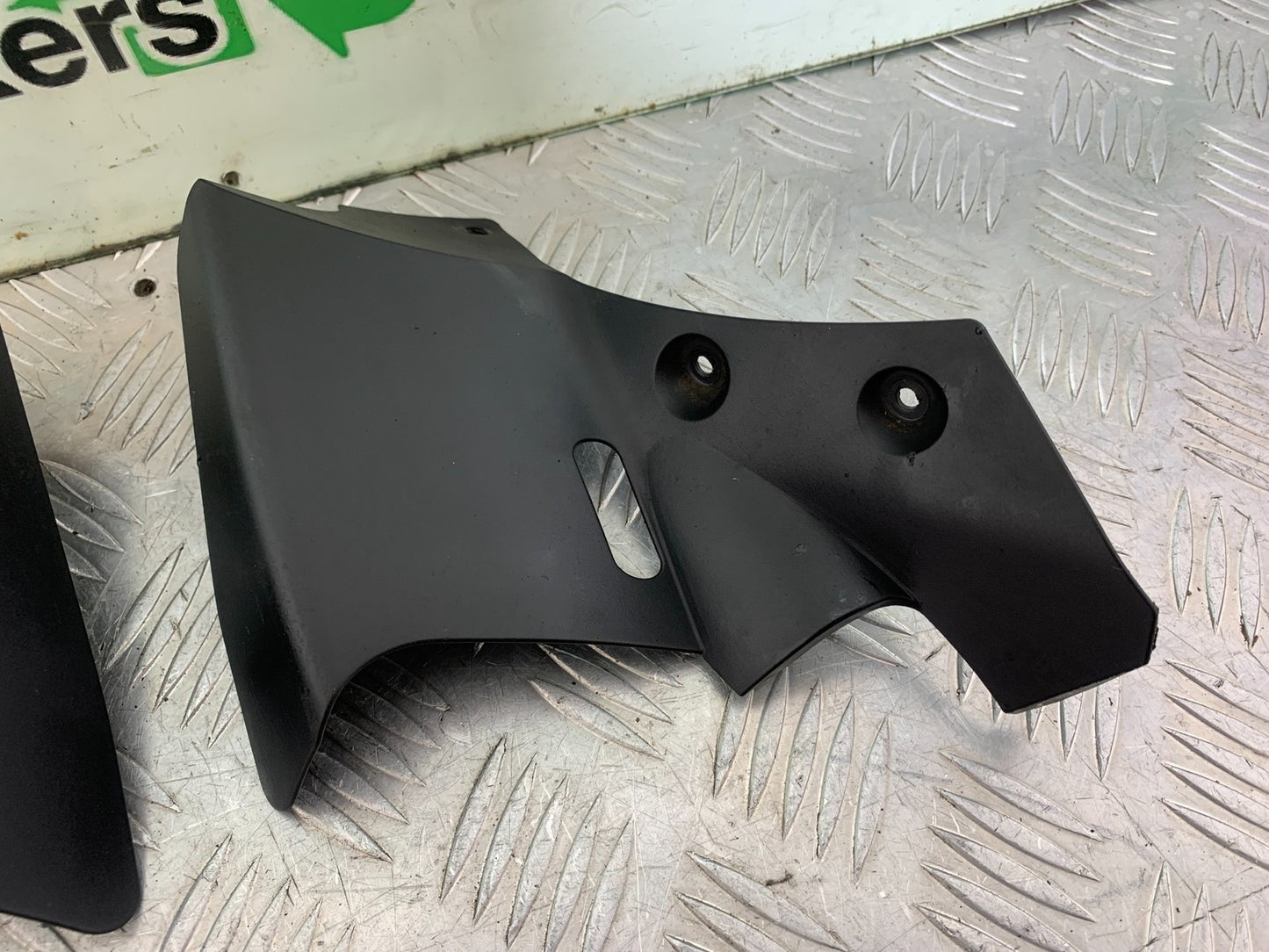 KTM 690 DUKE R LC4 FRAME COVER INFILLS YEAR 2012-2015  (CMB1180)