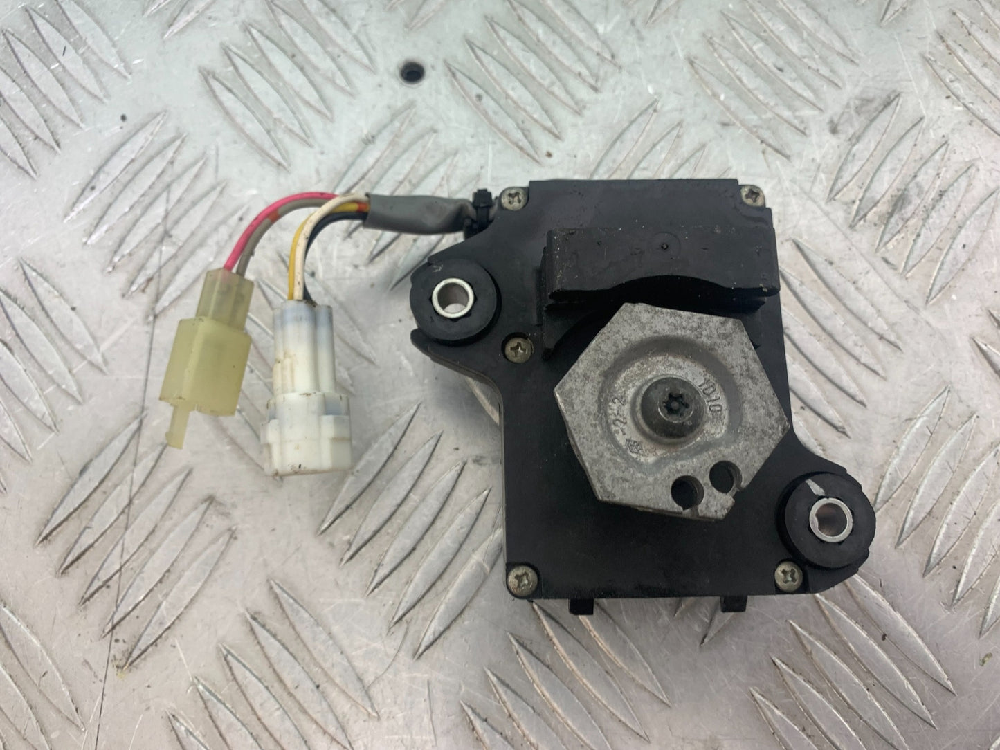 KAWASAKI ZX6R SERVO MOTOR   YEAR 2009-2012 (CMB1136)