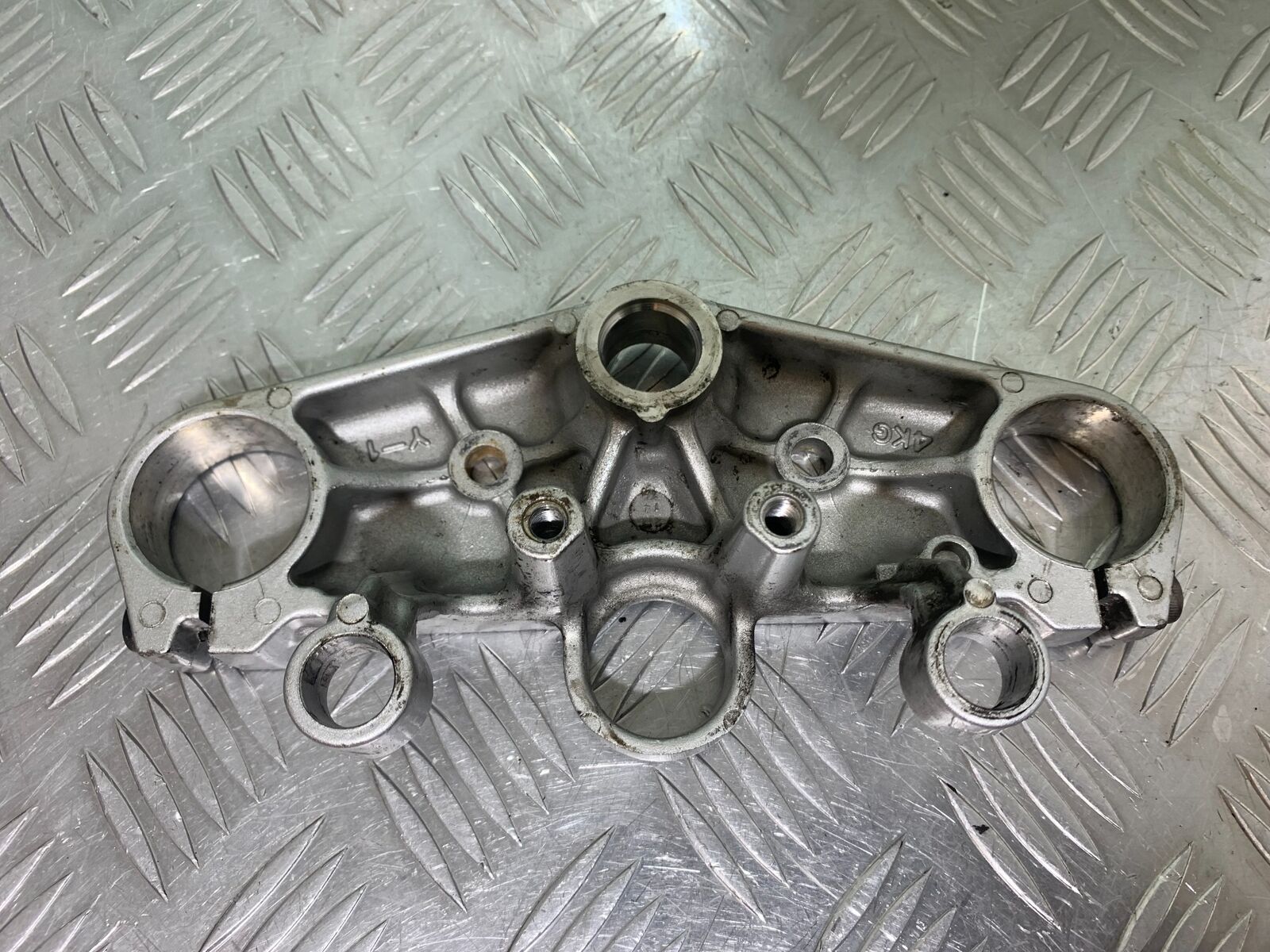 YAMAHA XJR1300 XJR 1300 TOP YOKE  YEAR 1999-2003 (CMB1055)