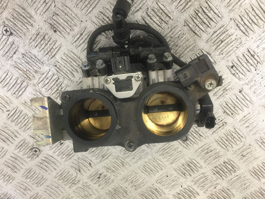HONDA CRF1000 AFRICA TWIN THROTLE BODIES  YEAR 2016-2019 (STOCK 695)