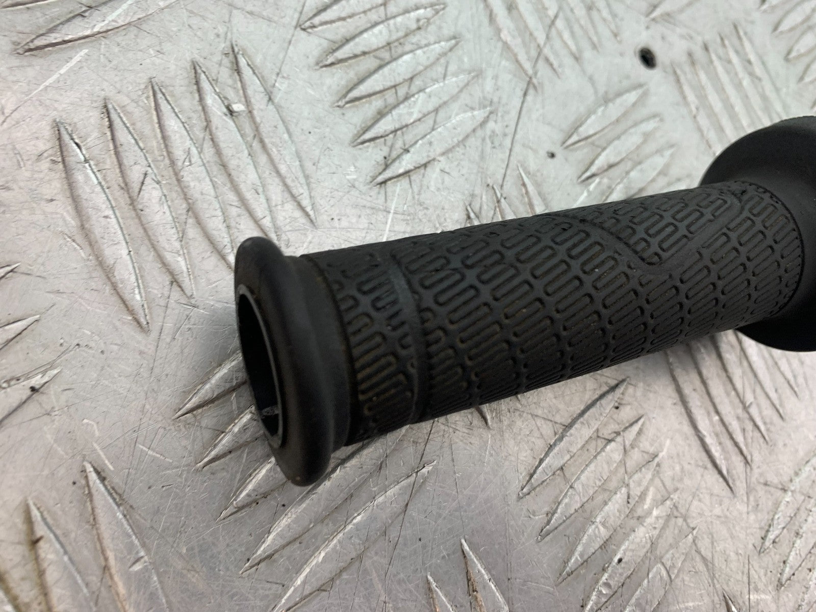 KTM 1290 SUPER DUKE R LEFT GRIP  YEAR 2020-2024 (CMB1272)