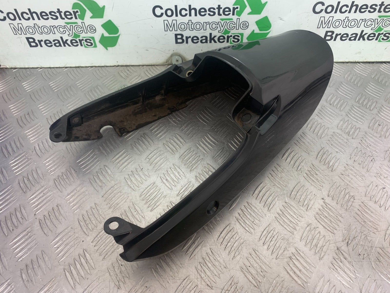 SUZUKI GSX750 INAZUMA TAIL PIECE  YEAR 1998-2003 (CMB1308)