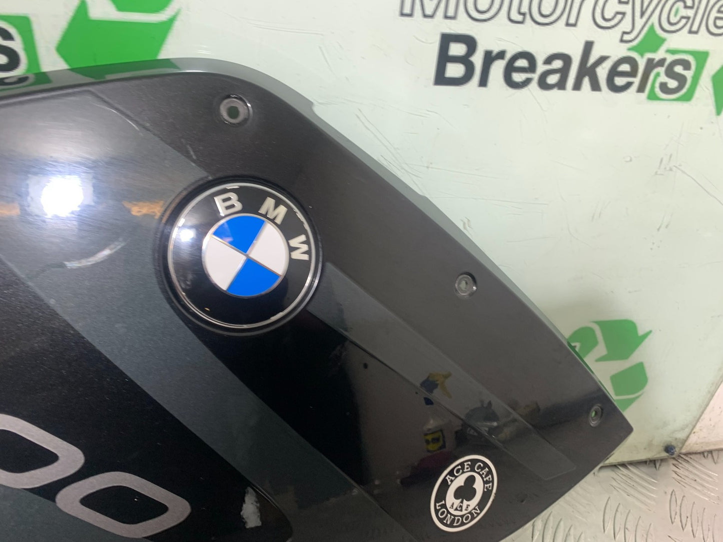 BMW K1300 S K 1300 S RIGHT FAIRING PANEL YEAR 2009-16 (CMB1216)