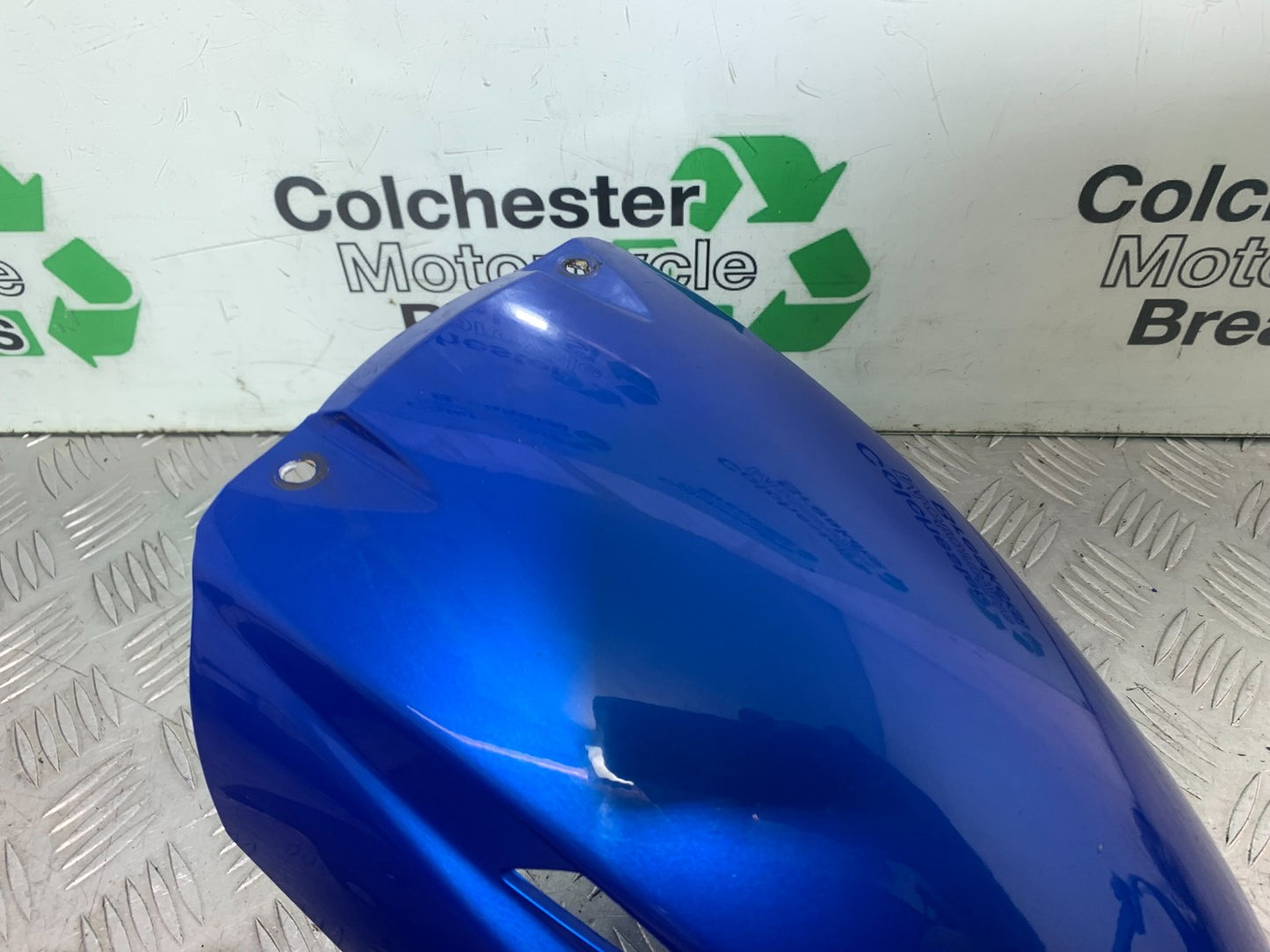 TRIUMPH 1050 SPRINT ST FRONT MUDGUARD  YEAR 2004-2007 (CMB1197)