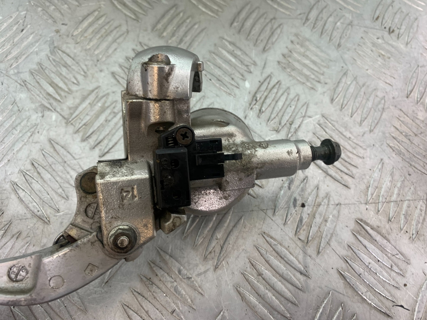 KAWASAKI VN1500 CLASSIC CLUTCH MASTER CYLINDER  YEAR 1999 -2006 (CMB1166)