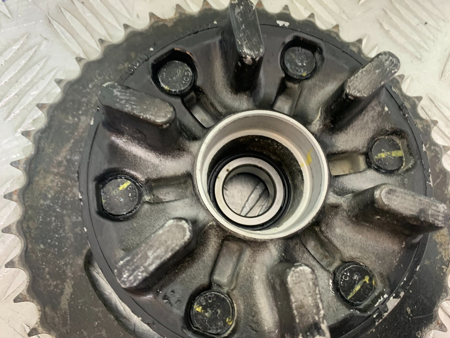 KTM DUKE 390 SPROCKET CARRIER  YEAR 2017- 2023 (CMB1314)