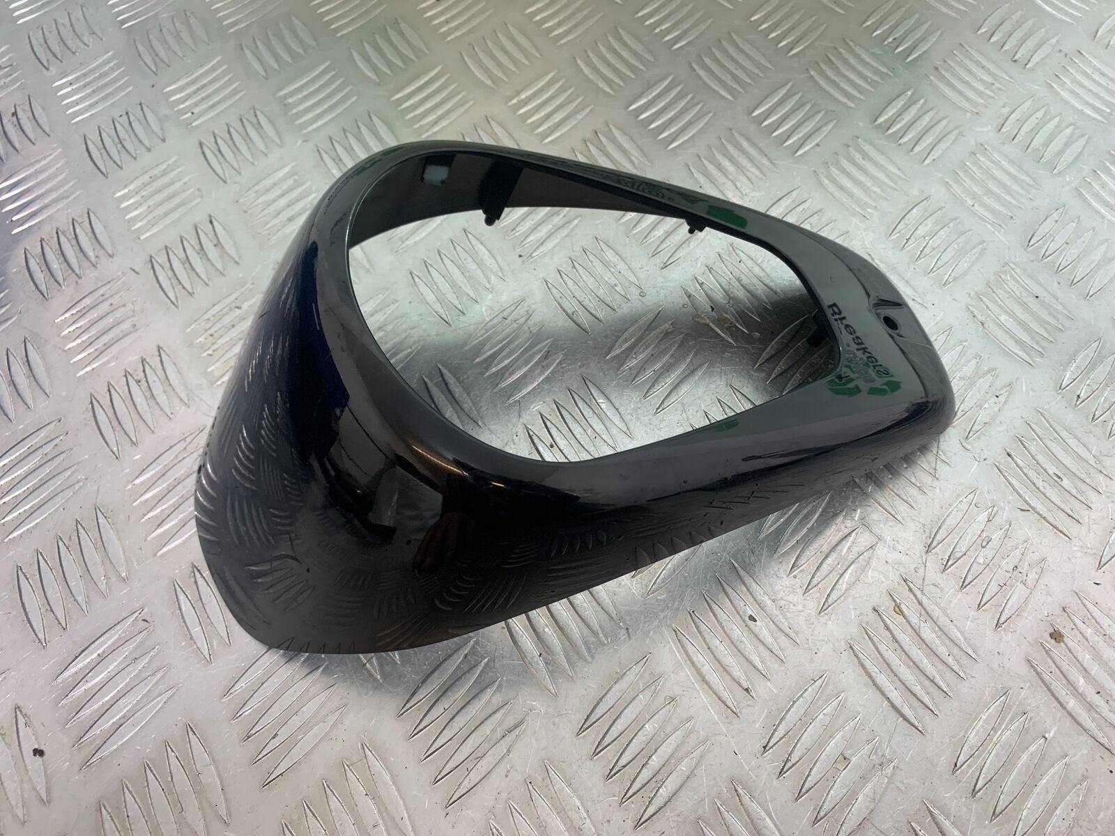 SUZUKI INTRUDER VL800 C800 CLOCK SURROUND   YEAR 2012-16 (CMB1039)