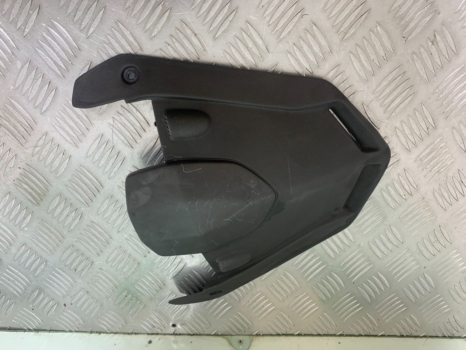 APRILIA FUTURA RST 1000 INFILL PANEL YEAR 2001-2005 (CMB1033)