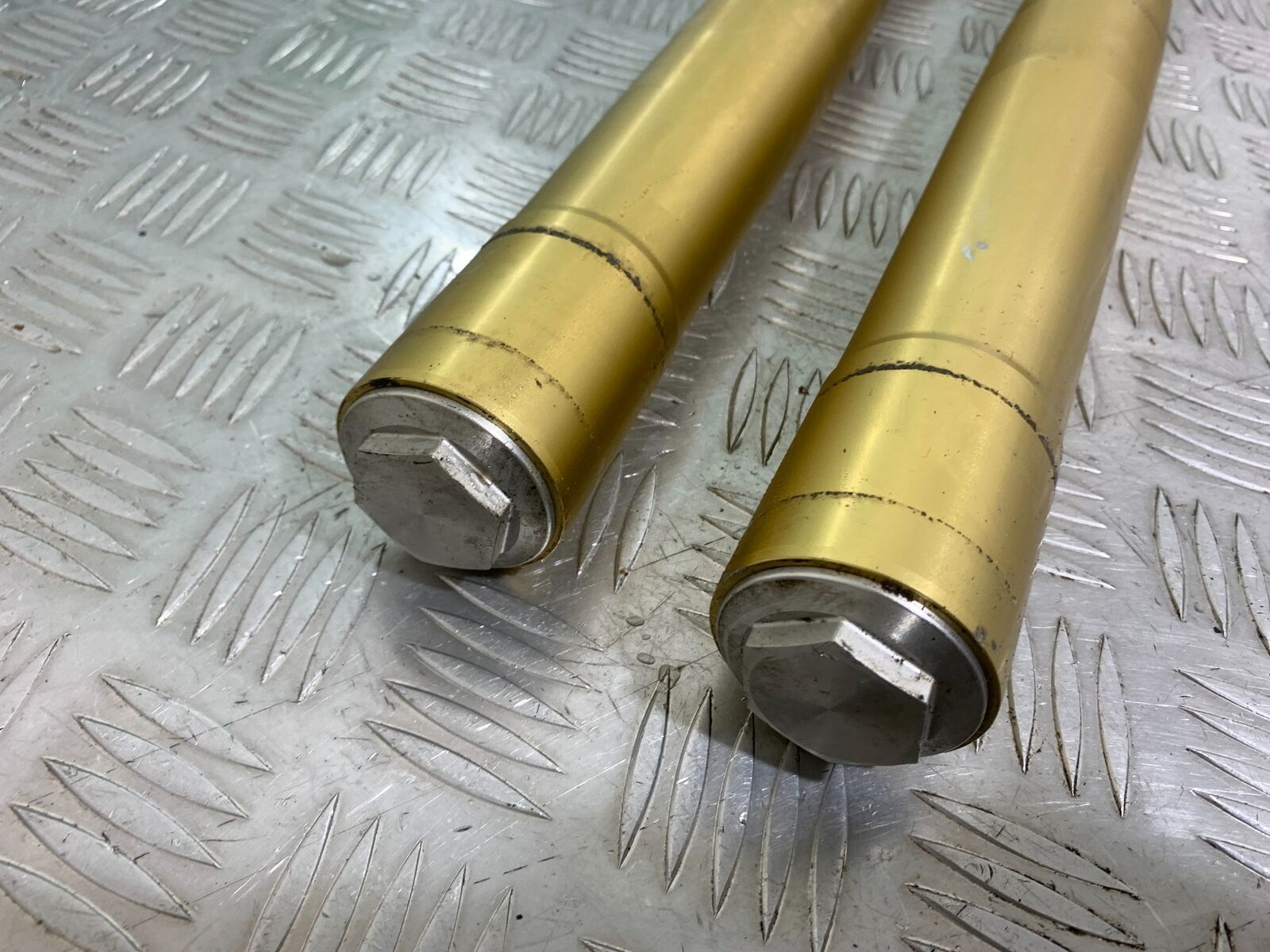 TRIUMPH TIGER 800 FORKS   YEAR 2011-2014  (CMB1113)
