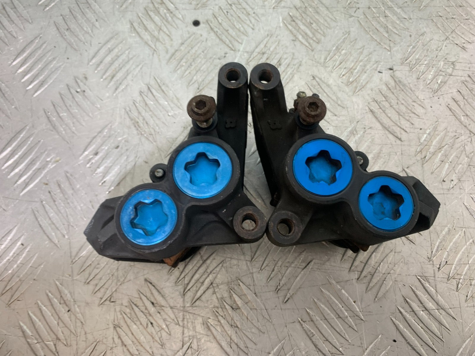 YAMAHA YZF R1 4XV FRONT BRAKE CALIPERS  YEAR 1998-99 (CMB1291)