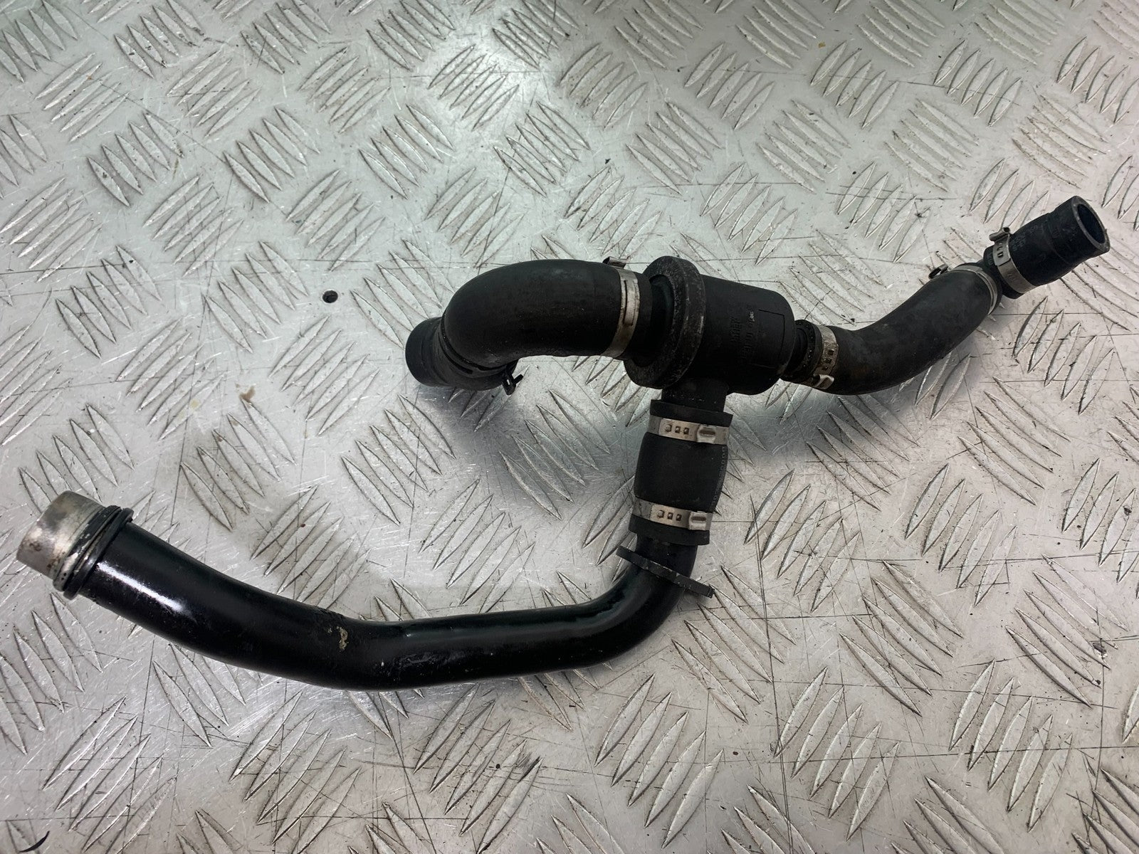 KTM 990 SUPER DUKE THERMOSTAT   YEAR 2007-2011  (CMB1207)