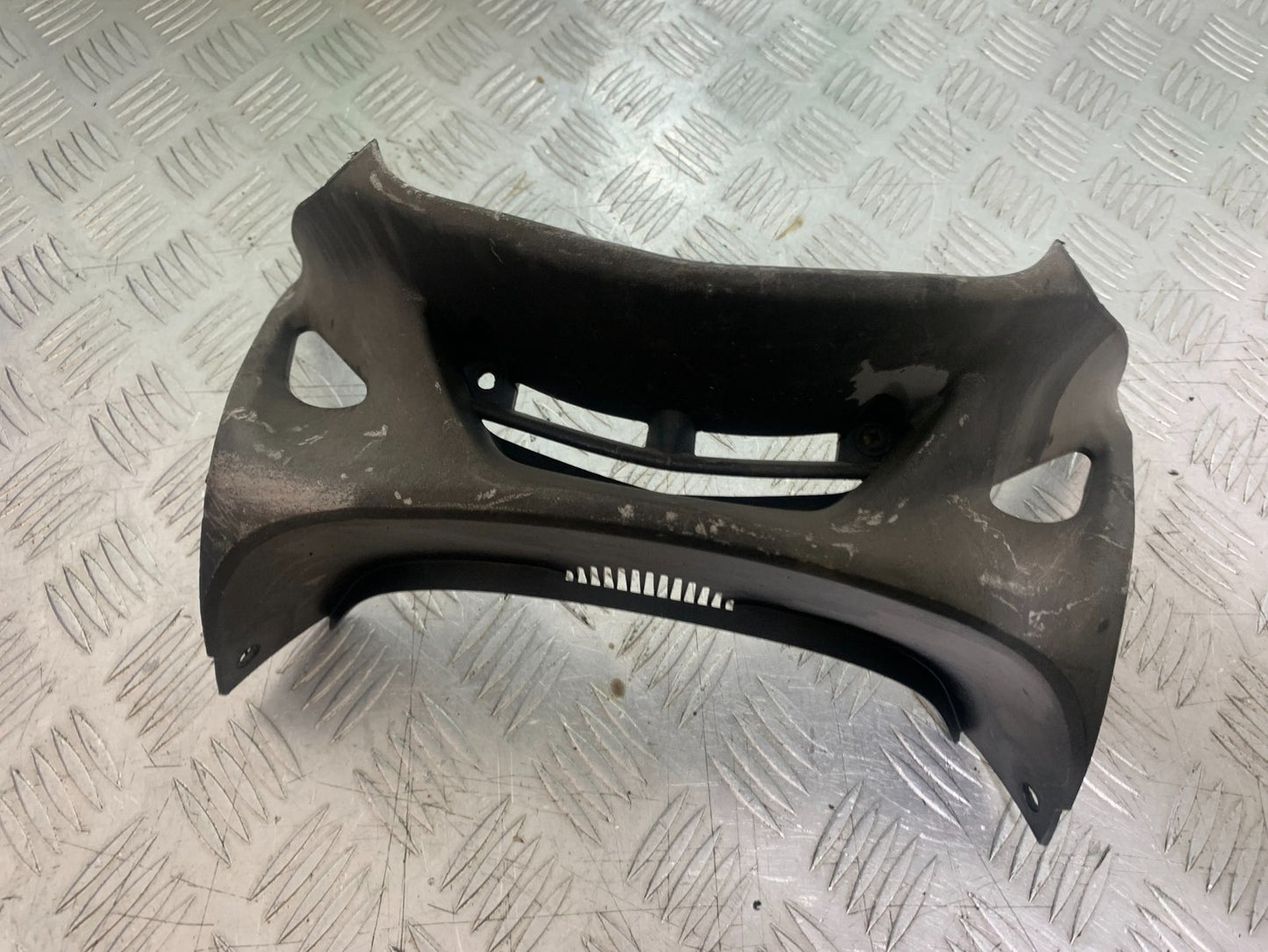 HONDA NT 700 V DEAUVILLE LOWER TOP FAIRING INFILL   YEAR 2006-2011 (CMB1211)