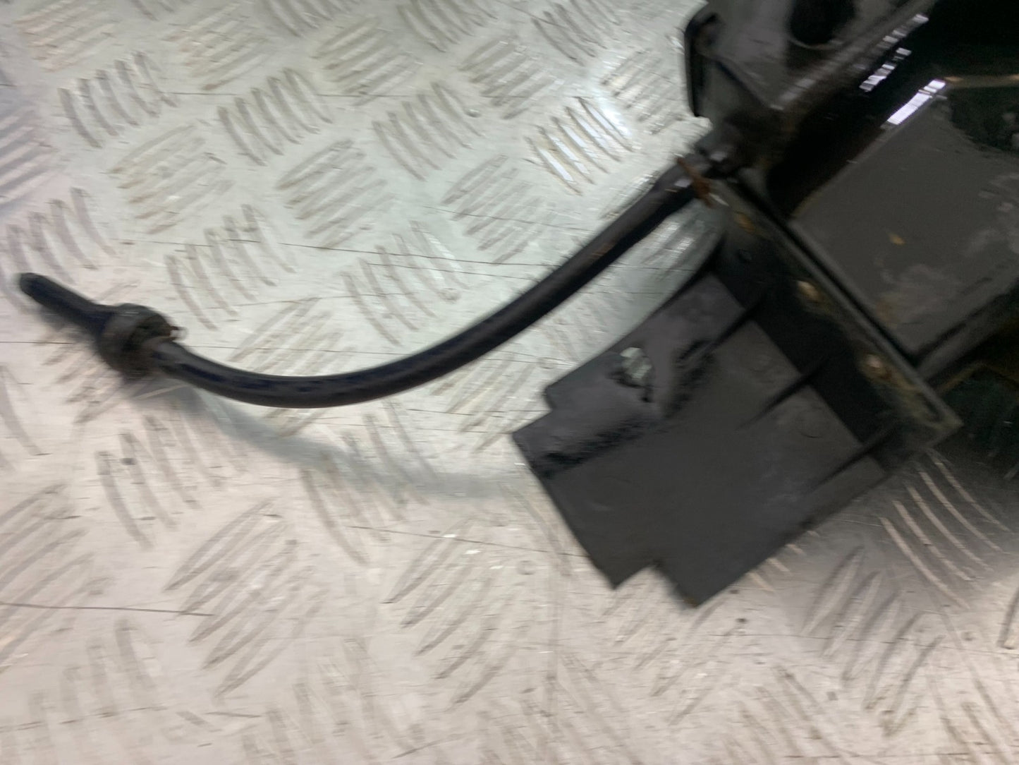 KAWASAKI KLR250 KLR 250 AIRBOX YEAR 1984-2001 (CMB1225)