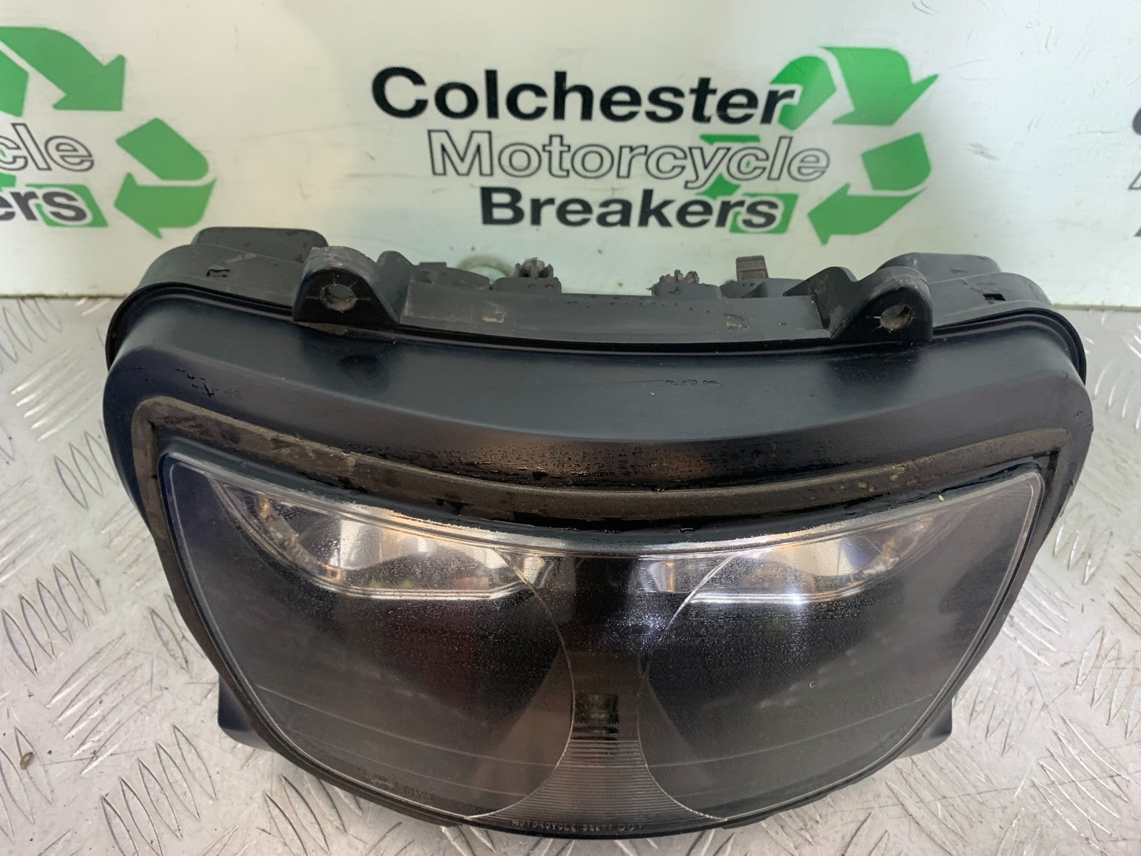 SUZUKI GSXR600 GSXR 600 SRAD HEADLIGHT YEAR 1997-2000 (CMB1276)
