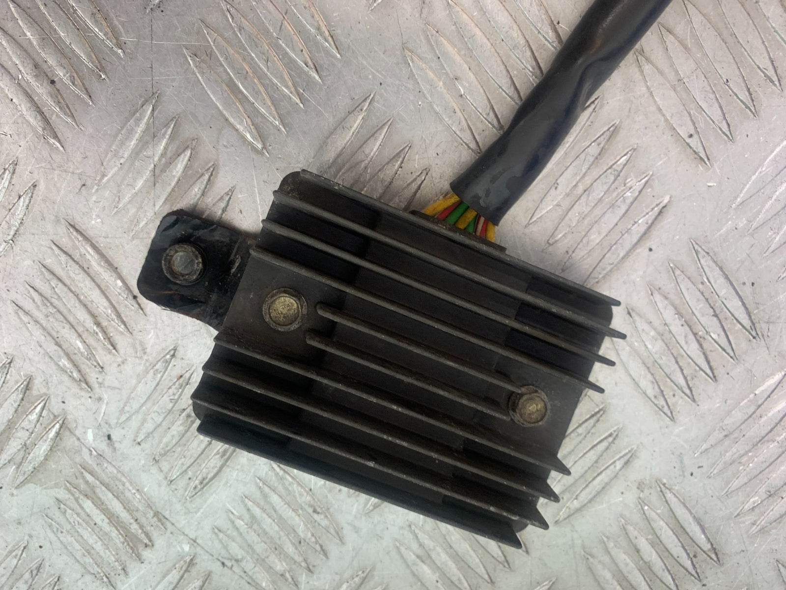 HONDA VTX1300 S-6  REGULATOR  YEAR 2004-09 (CMB1159)