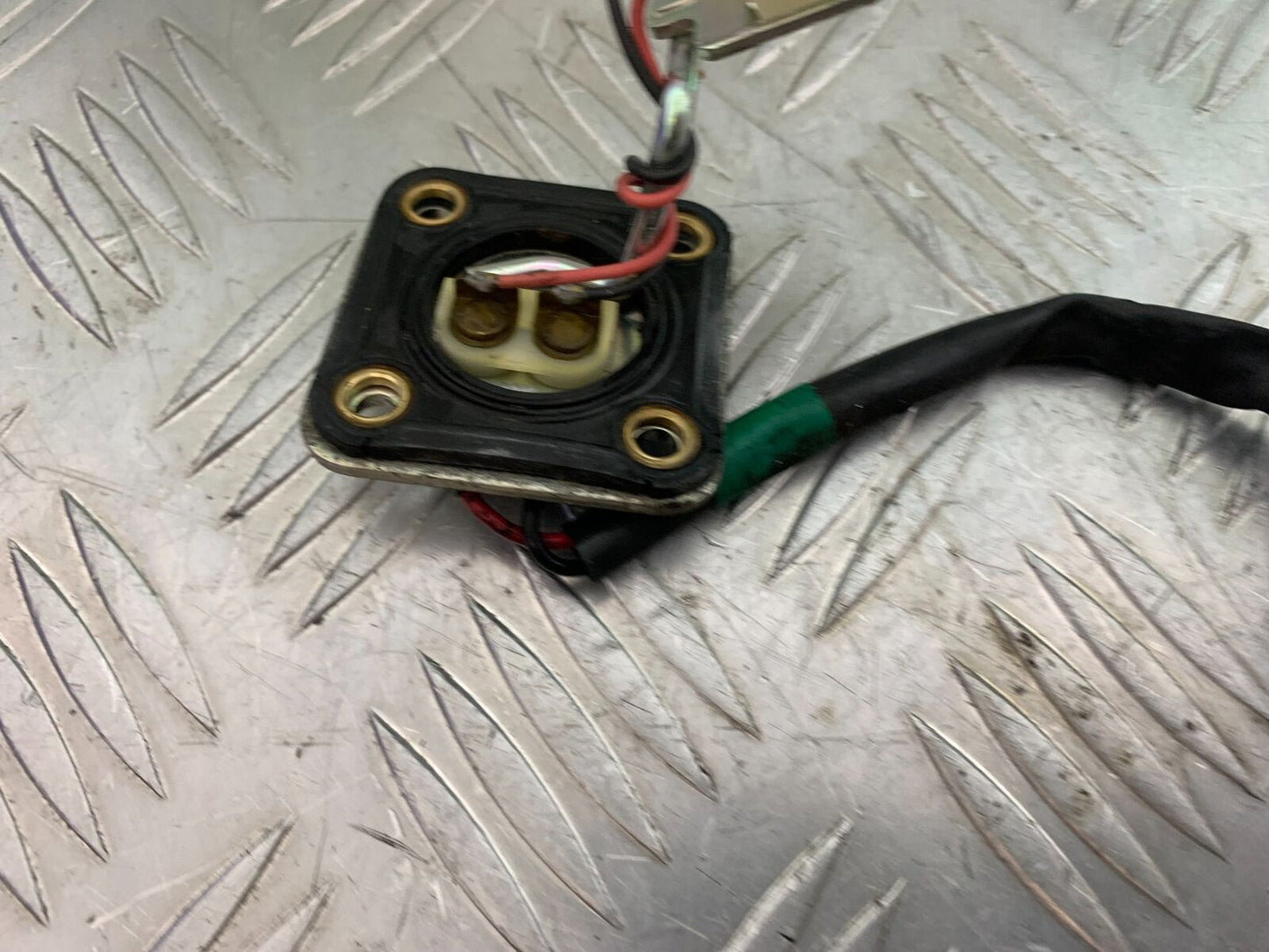 TRIUMPH THUNDERBIRD 1600 PETROL TANK SENDER  YEAR 2011 (CMB1107)