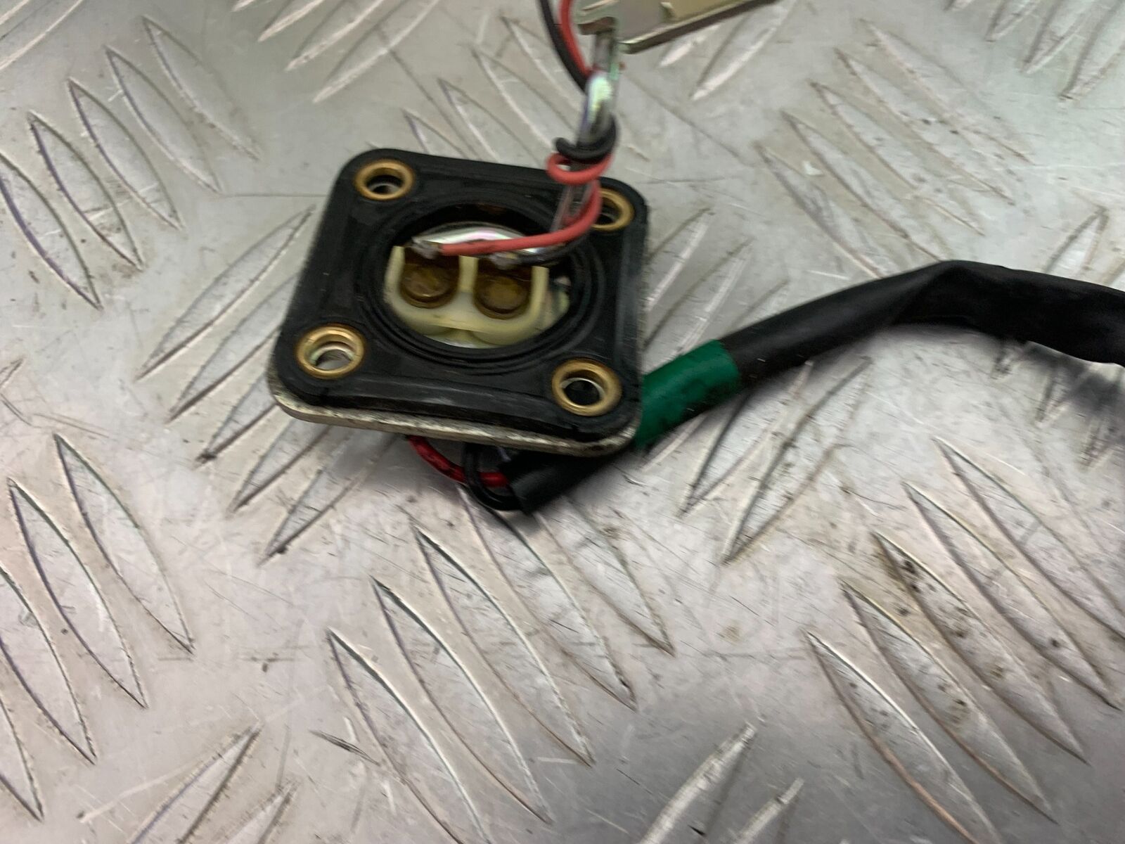 TRIUMPH THUNDERBIRD 1600 PETROL TANK SENDER  YEAR 2011 (CMB1107)