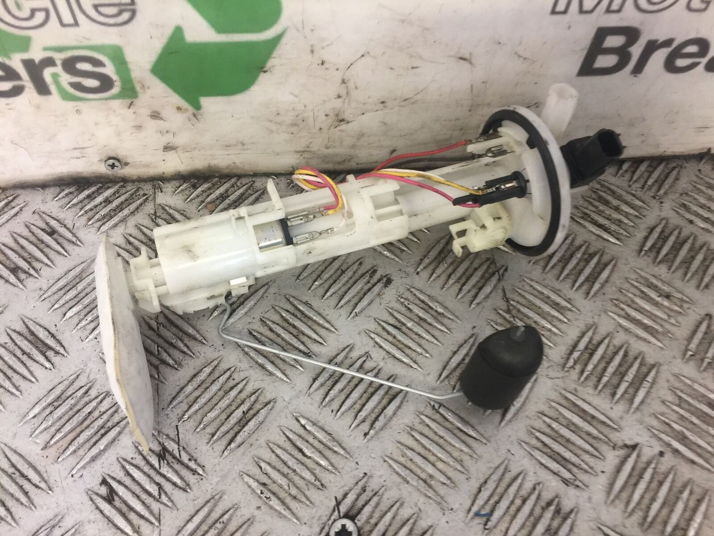 YAMAHA MT 125 MT125 PETROL PUMP YEAR 2014-2019  (STOCK 593)