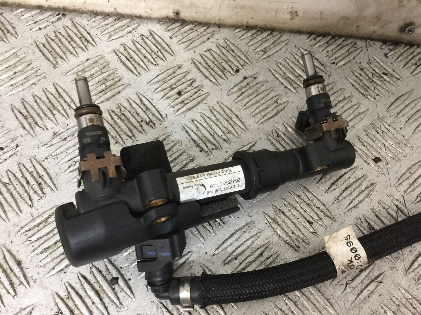 TRIUMPH 900 STREET SCRAMBLER INJECTORS  YEAR 2018  (STOCK 896)