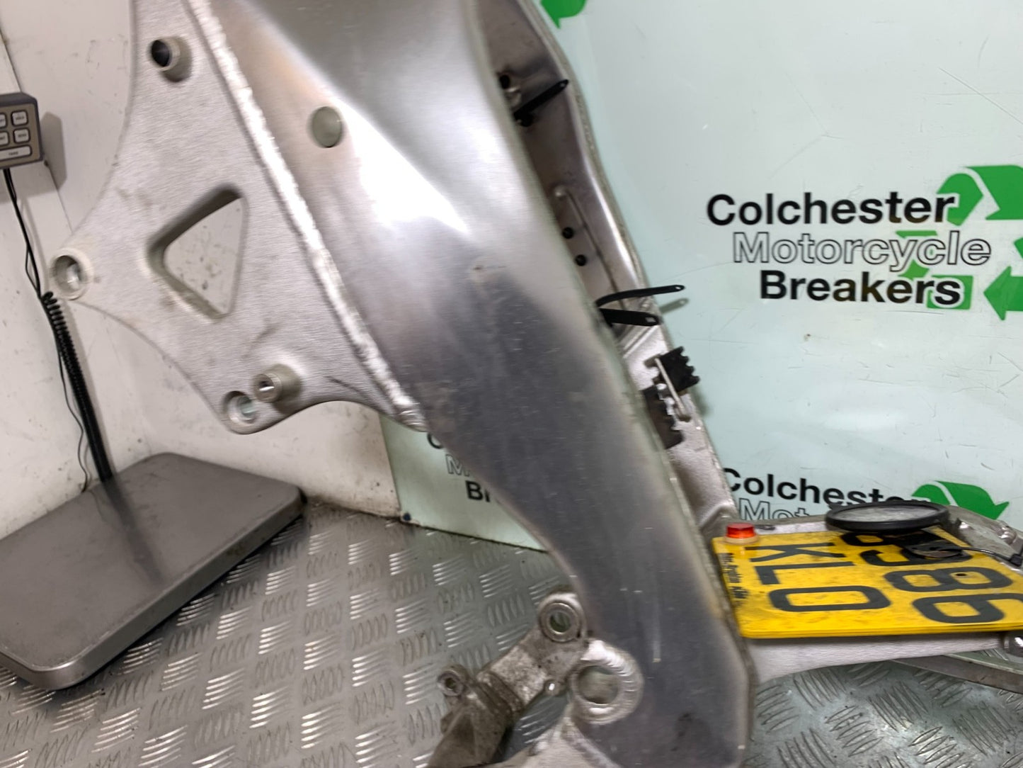 YAMAHA YZF R1 4XV FRAME REG LOG BOOK YEAR 1998-99 (CMB1291)