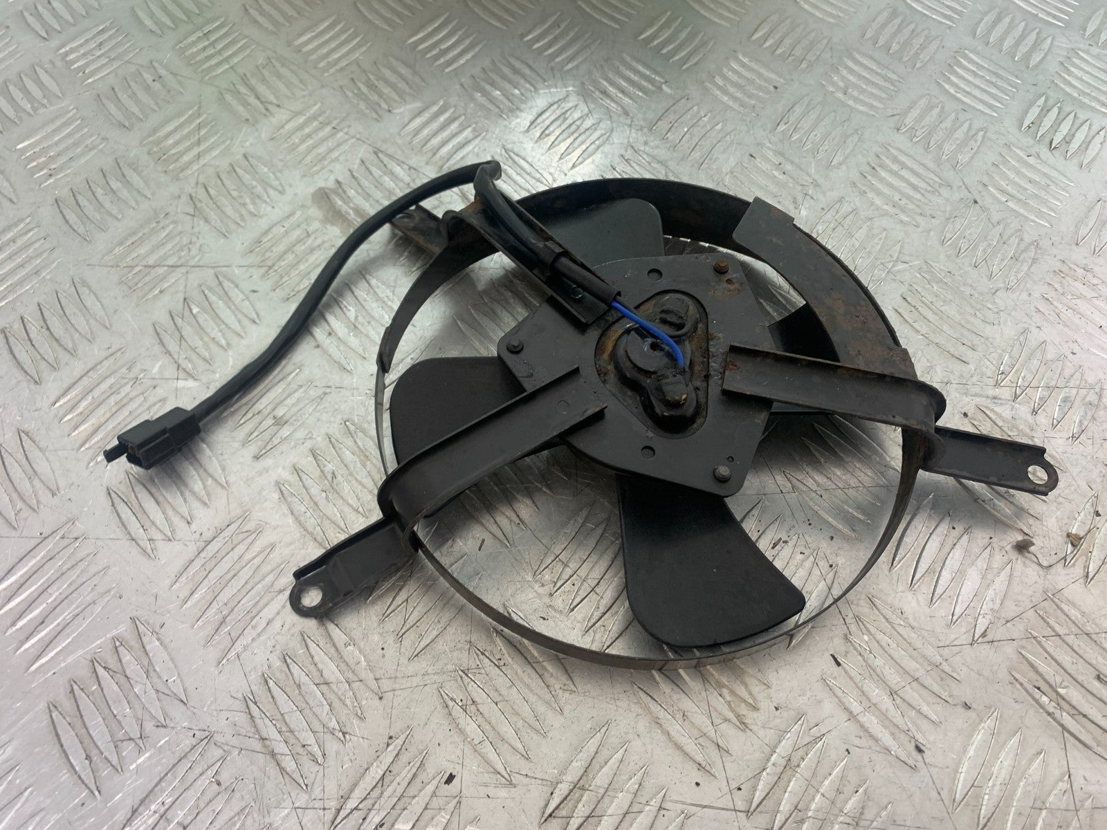KAWASAKI ZX9R ZX9 E1 RADIATOR FAN  YEAR 2000-01 (CMB1171)