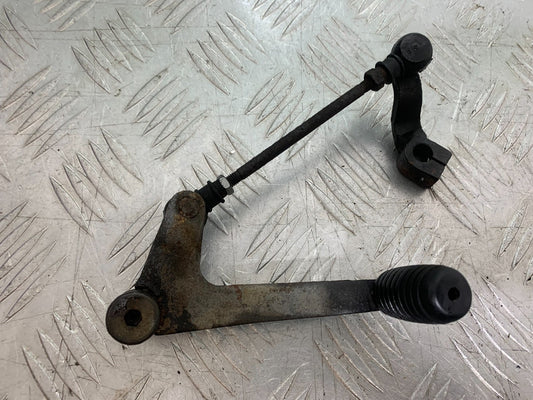 HONDA NT650 V DEAUVILLE GEAR LEVER YEAR 1999 (CMB1268)