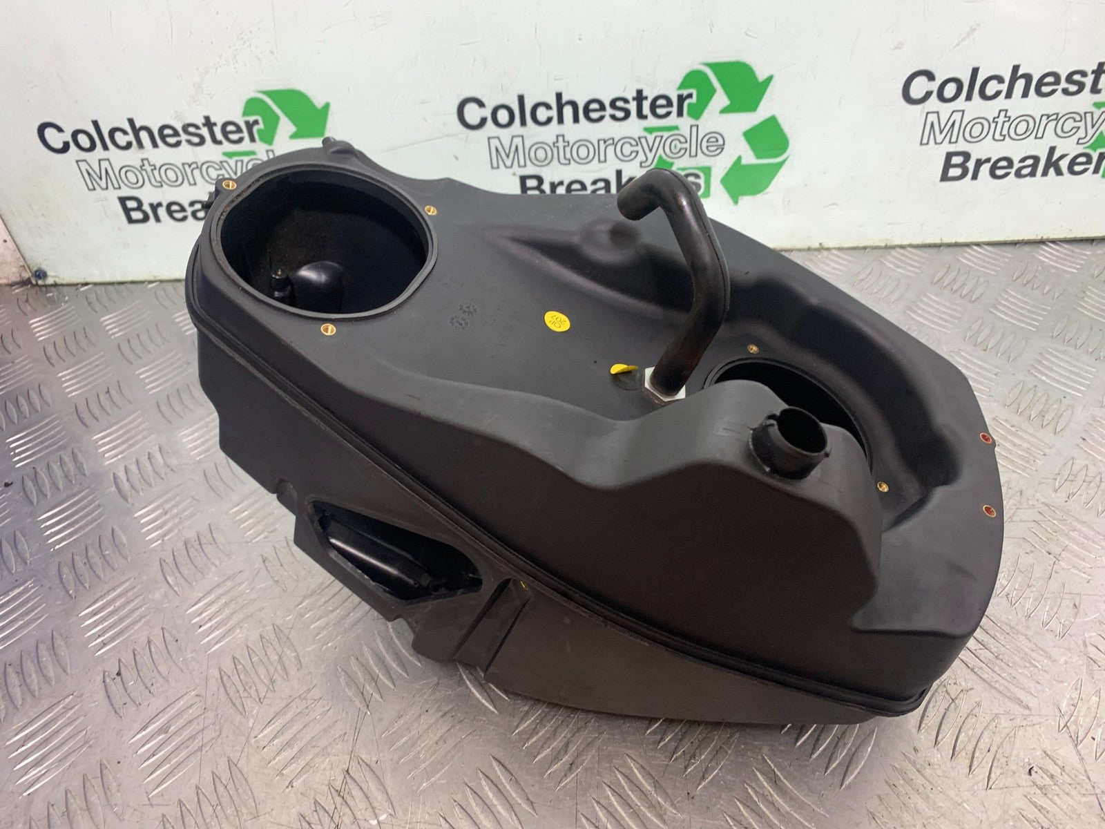 DUCATI 1198 S AIRBOX  YEAR 2009-2011 (CMB1219)