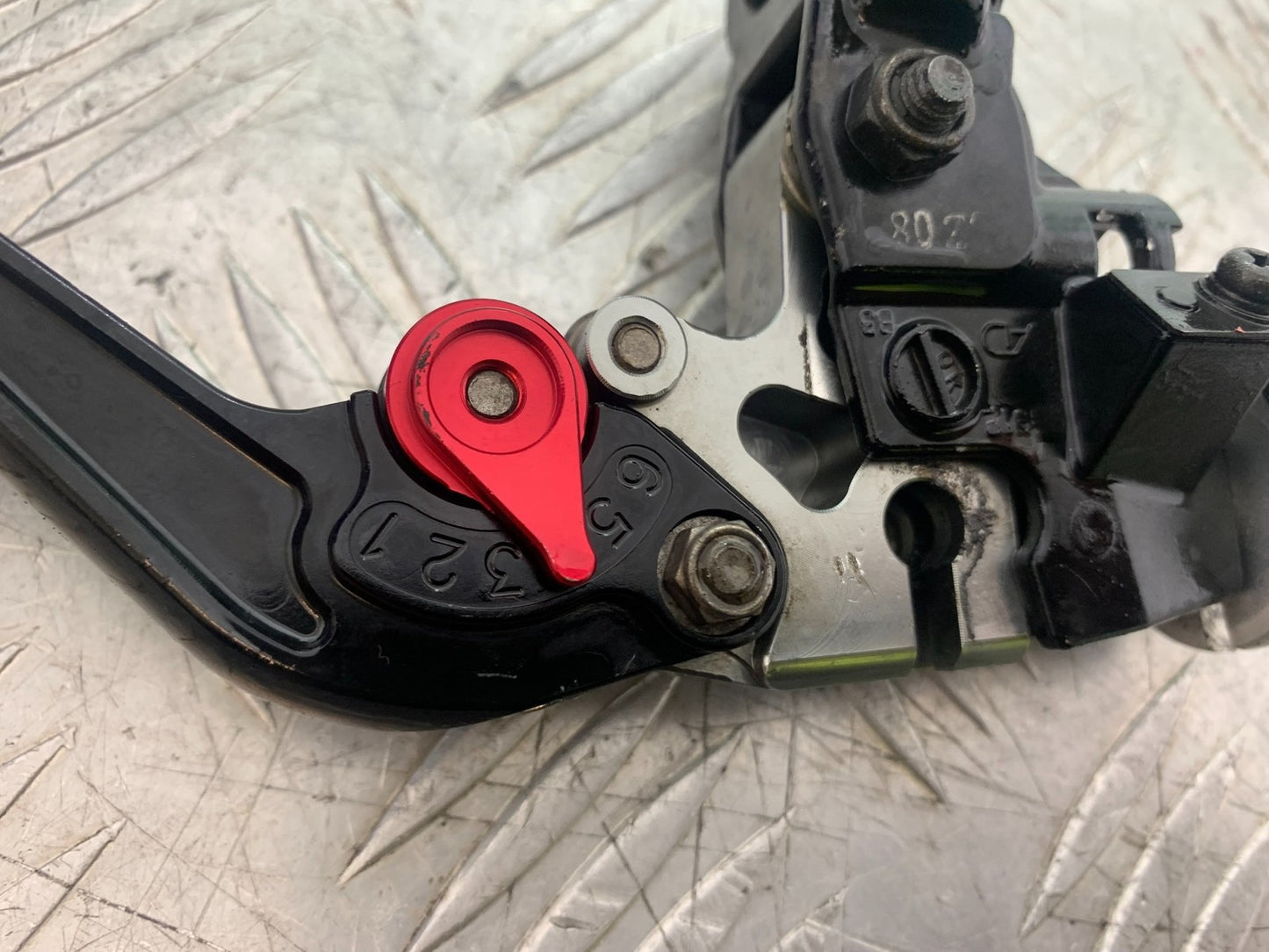 TRIUMPH 675 STREET TRIPLE R CLUTCH LEVER AND BRACKET  YEAR 2013 - 2016 (CMB1221)