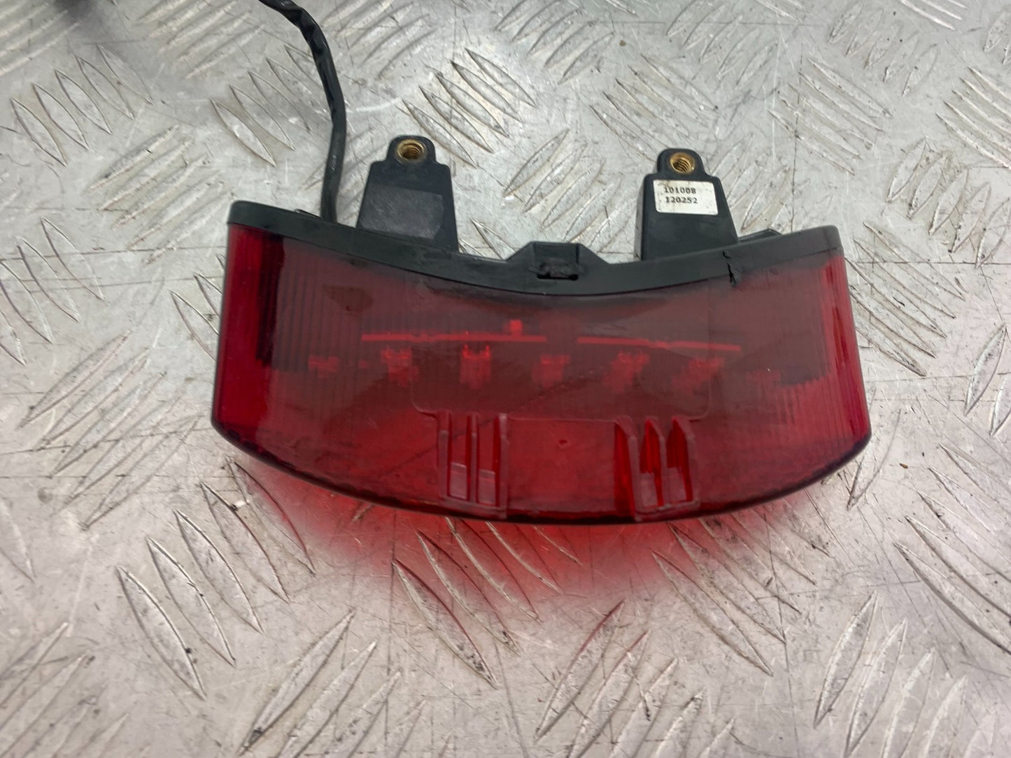 TRIUMPH 675 STREET TRIPLE R REAR LIGHT  YEAR 2012 (CMB1221)