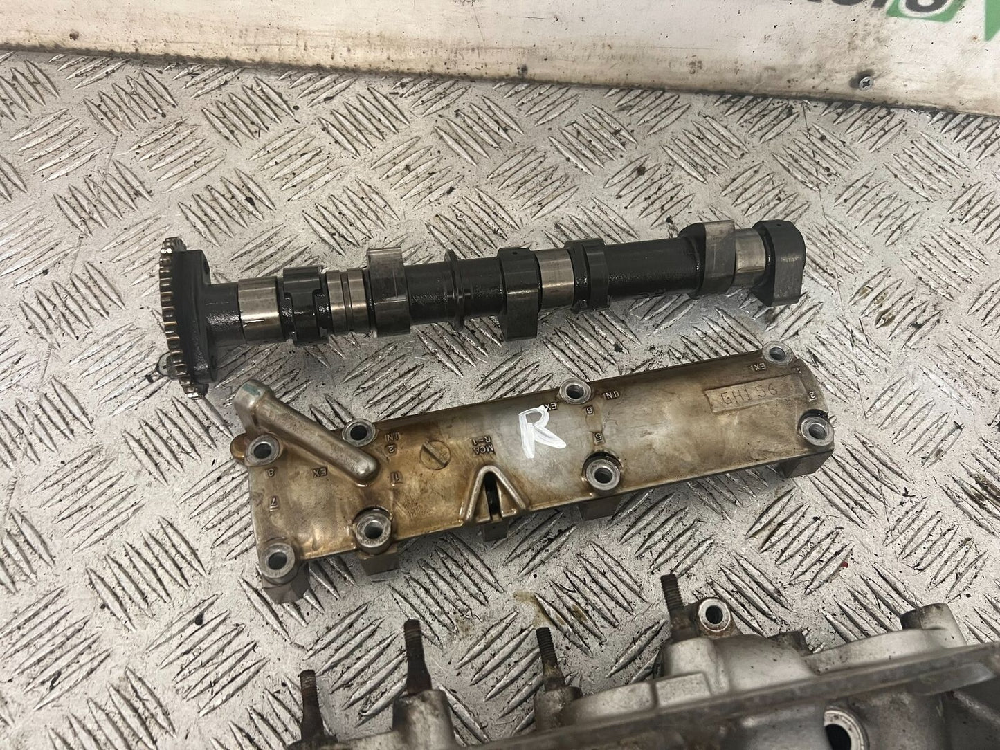 HONDA GL1800 GL 1800 RIGHT CYLINDER HEAD AND CAM  YEAR 2004 ABS (STOCK 890)