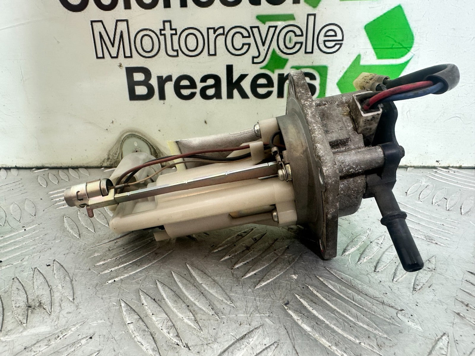 KAWASAKI ER6 F ER6F FUEL PUMP PETROL PUMP YEAR 2005-2008 (CMB1178)