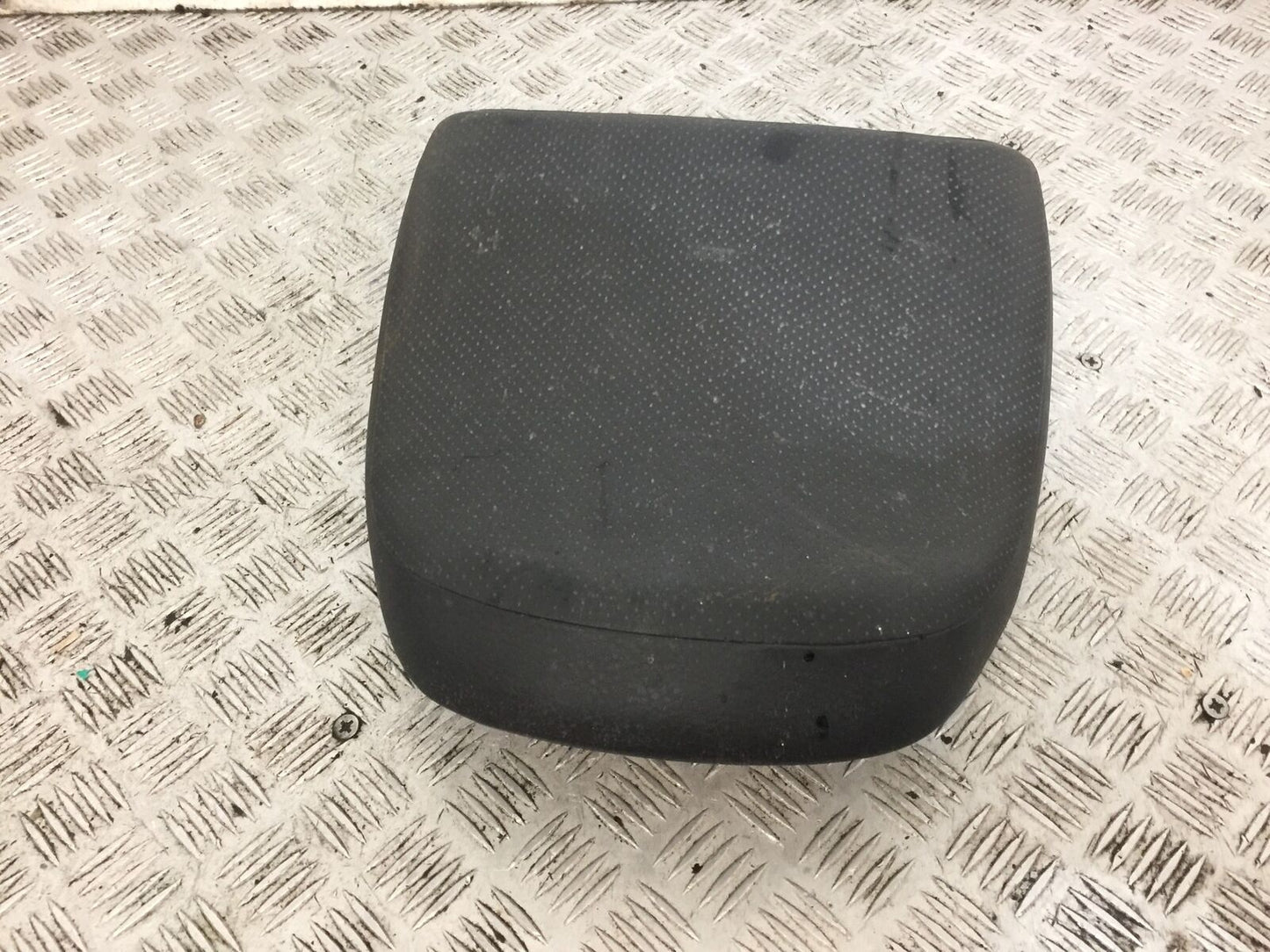 YAMAHA FJR1300 FJR 1300 REAR SEAT YEAR 2001-05 (STOCK 814)