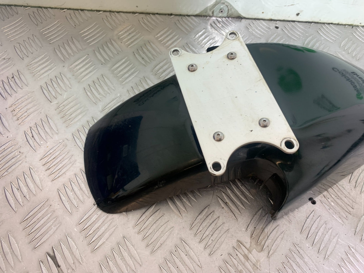 SUZUKI GSF1200  GSF 1200 BANDIT FRONT MUDGUARD  YEAR 1997-2000 (CMB1149)