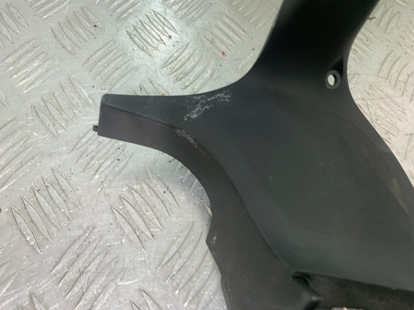 HONDA NT650 V DEAUVILLE RIGHT TOP FAIRING INFILL PANEL   YEAR 1999 (CMB1268)