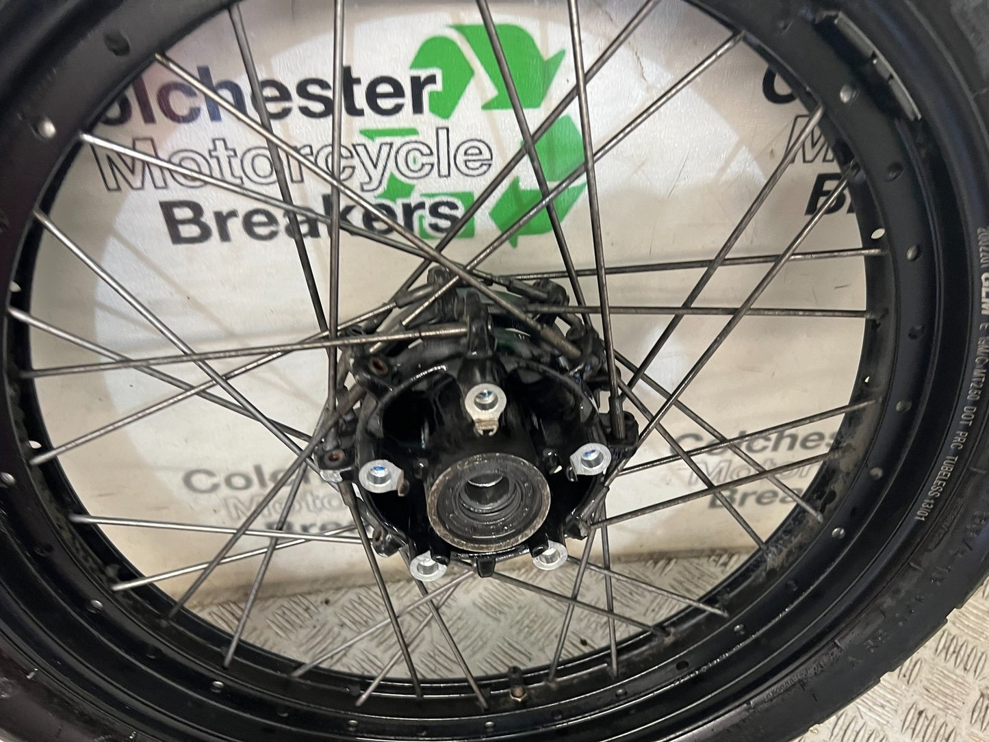 TRIUMPH TIGER 1200 EXPLORER FRONT WHEEL   YEAR 2012-2015 (STOCK 901)