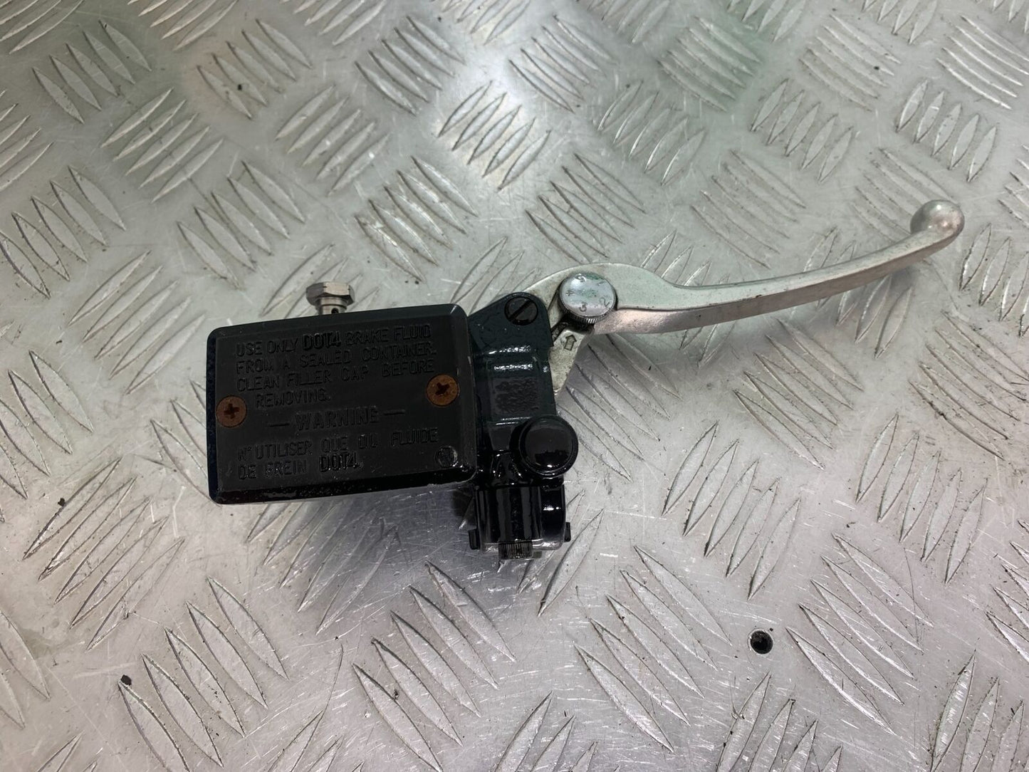 KAWASAKI Z750 Z 750 FRONT MASTER CYLINDER  YEAR 2004-2006  (CMB1104)