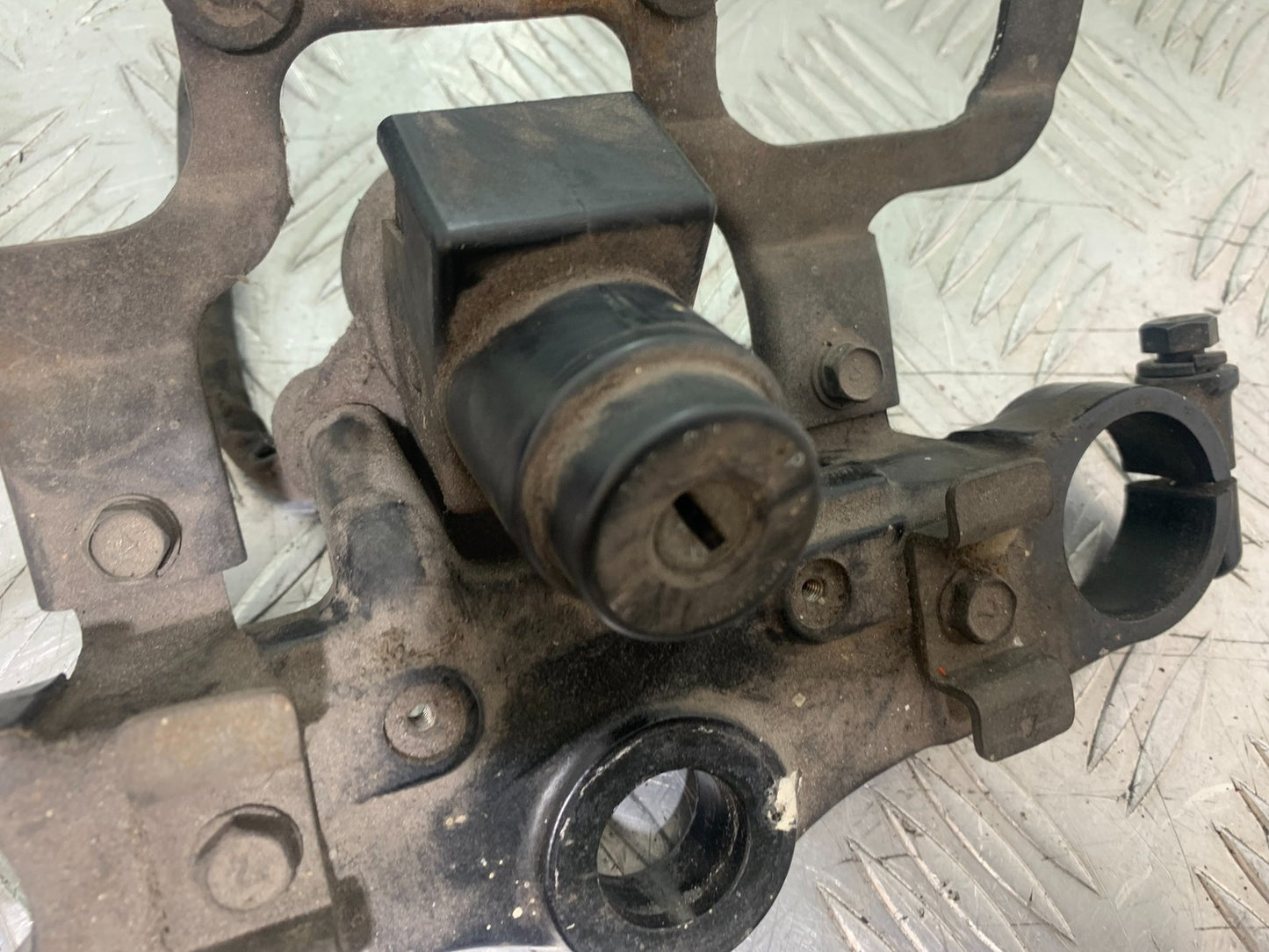 KAWASAKI GT550 GT 550 IGNITION SWITCH AND KEY   YEAR 1989-1994