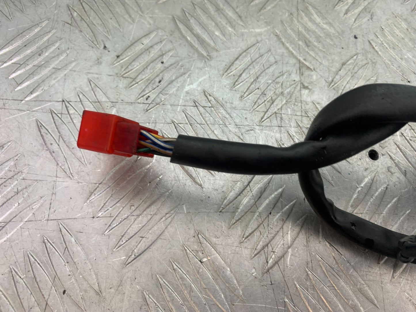 HONDA VFR800 PRE V-TEC RIGHT SWITCH GEAR  YEAR 1998-2001 (CMB1233)